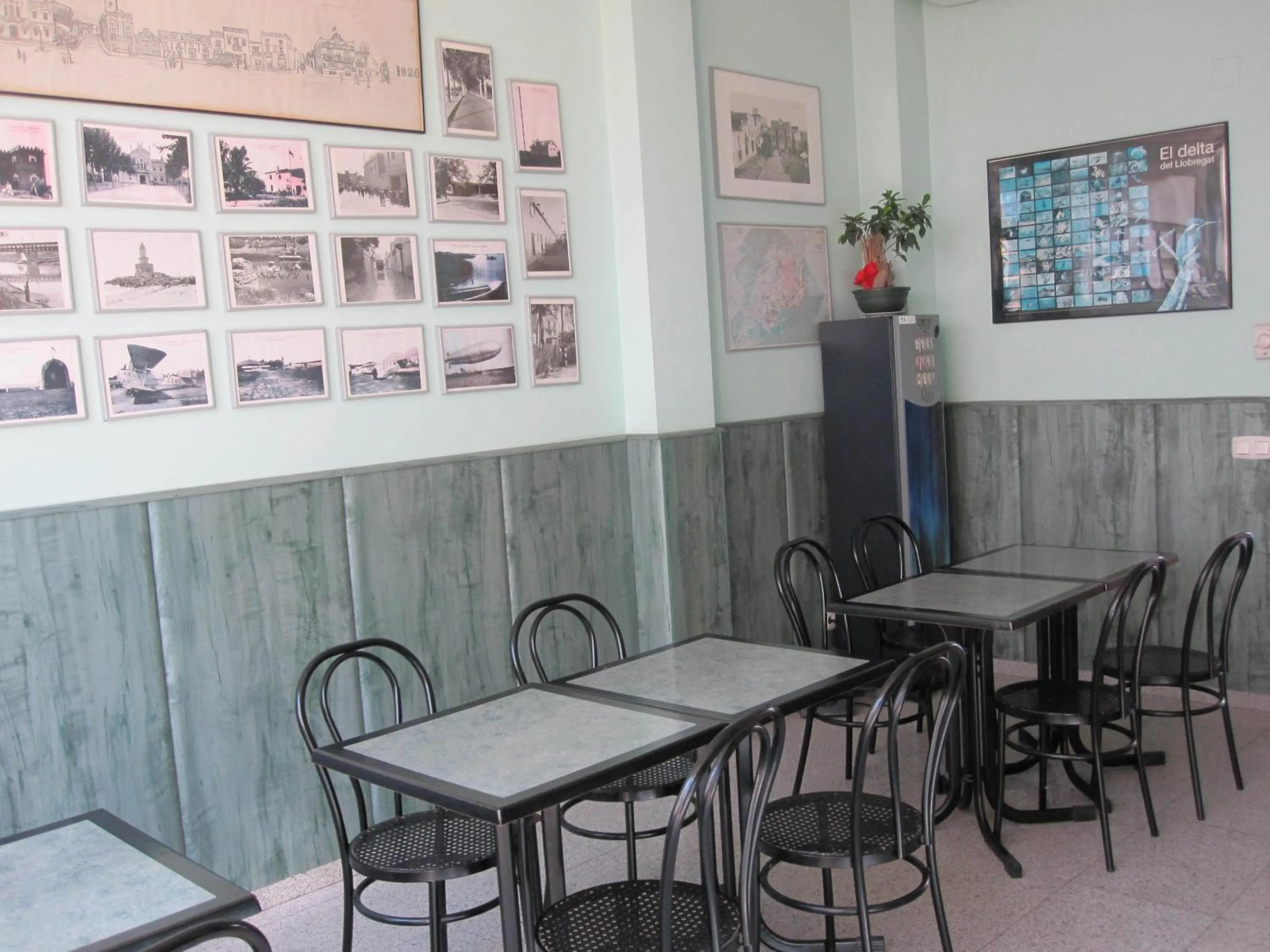 Restaurant/places to eat in Hotel Blauet by Bossh! Hotels