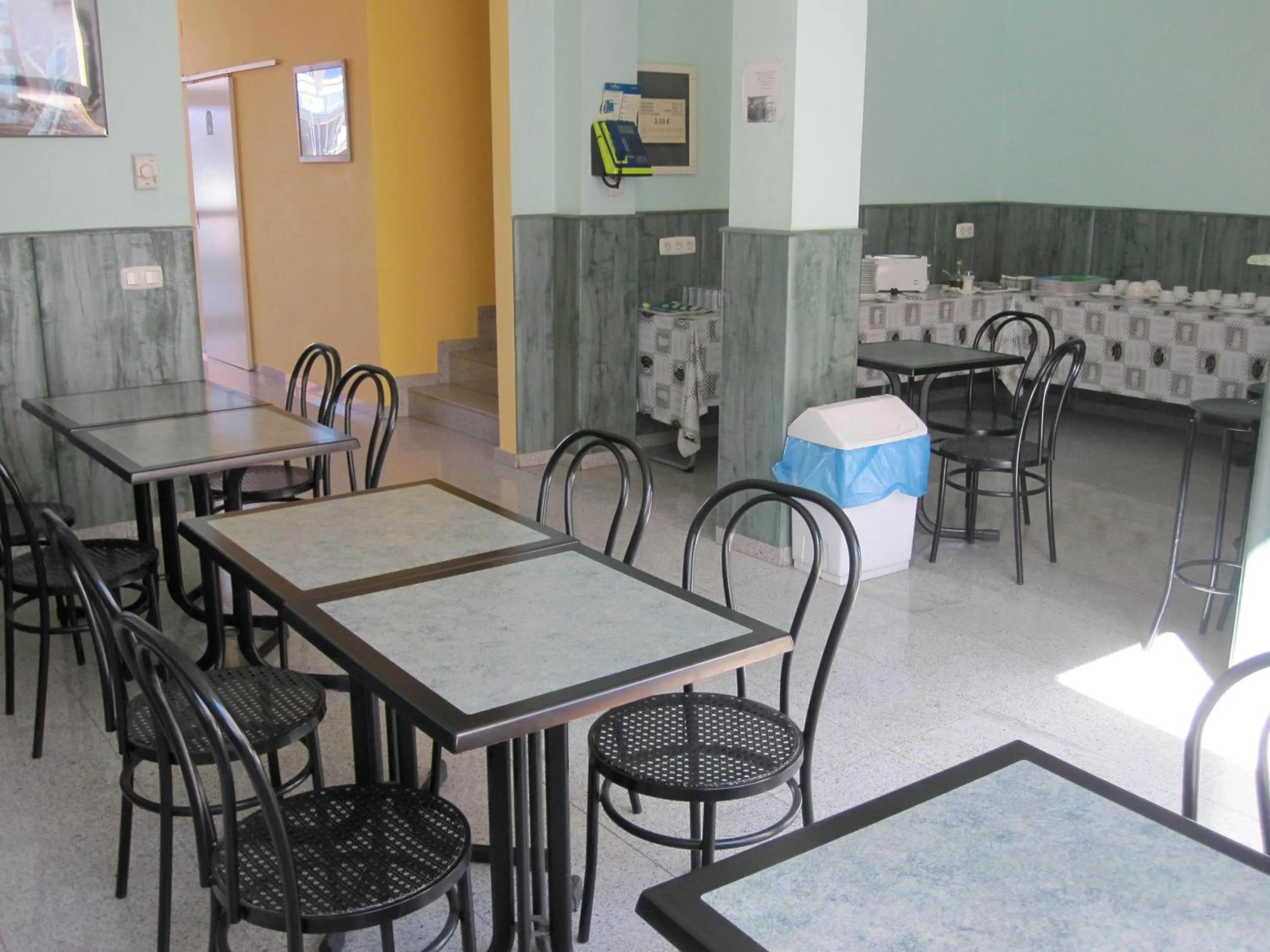 Restaurant/places to eat in Hotel Blauet by Bossh! Hotels