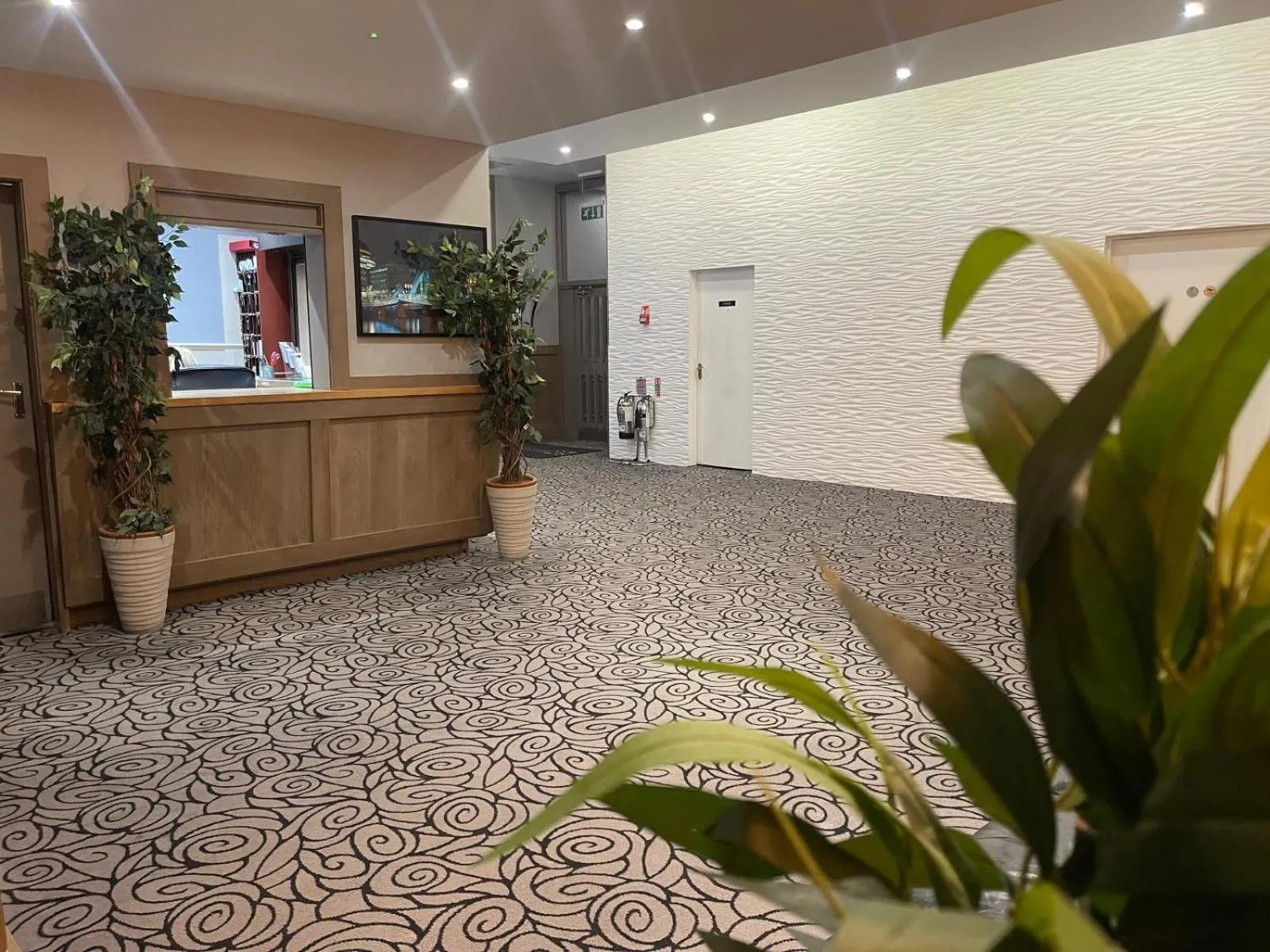 Lobby or reception in Kings Park Hotel
