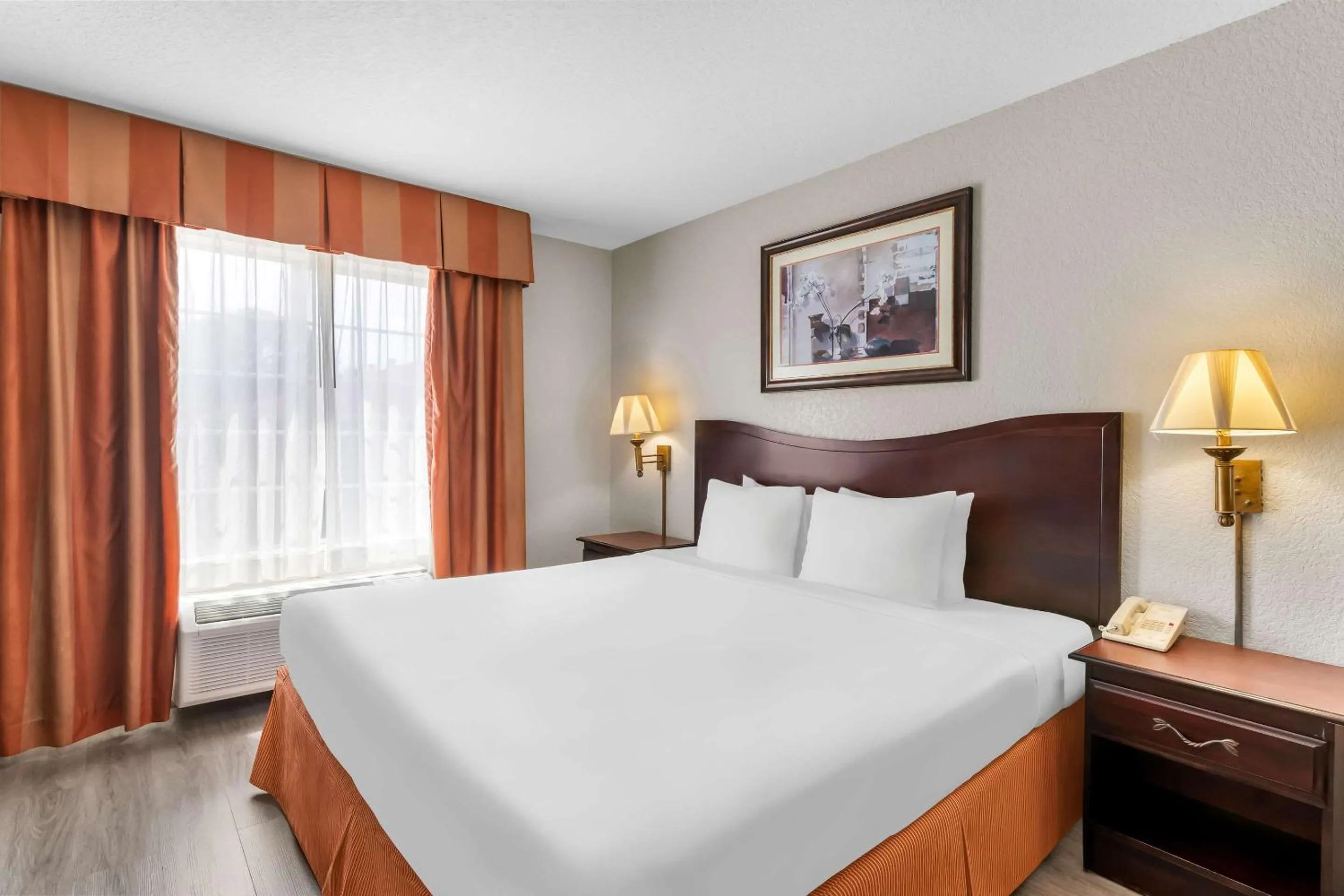 Bedroom, Bed in Country Inn & Suites by Radisson, Hot Springs, AR