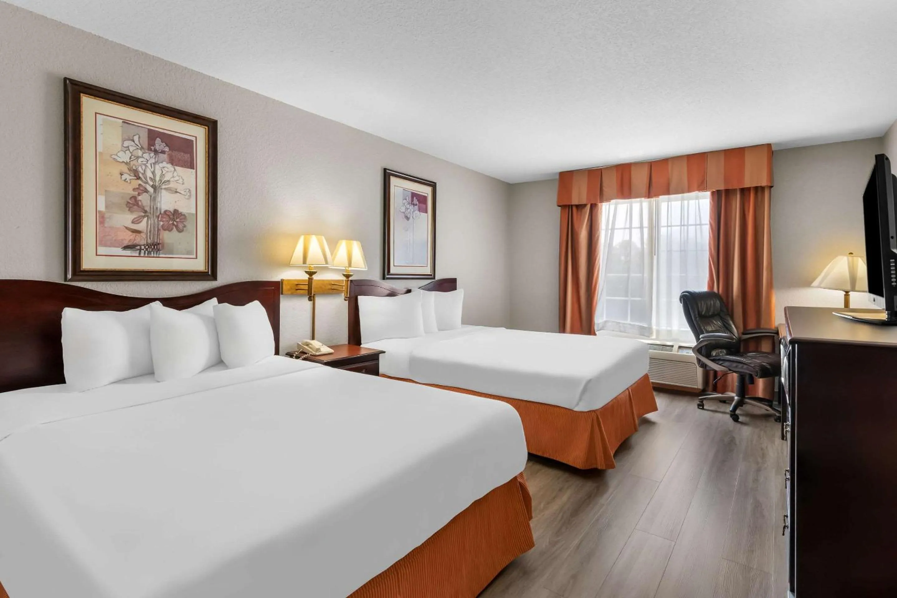Bedroom, Bed in Country Inn & Suites by Radisson, Hot Springs, AR