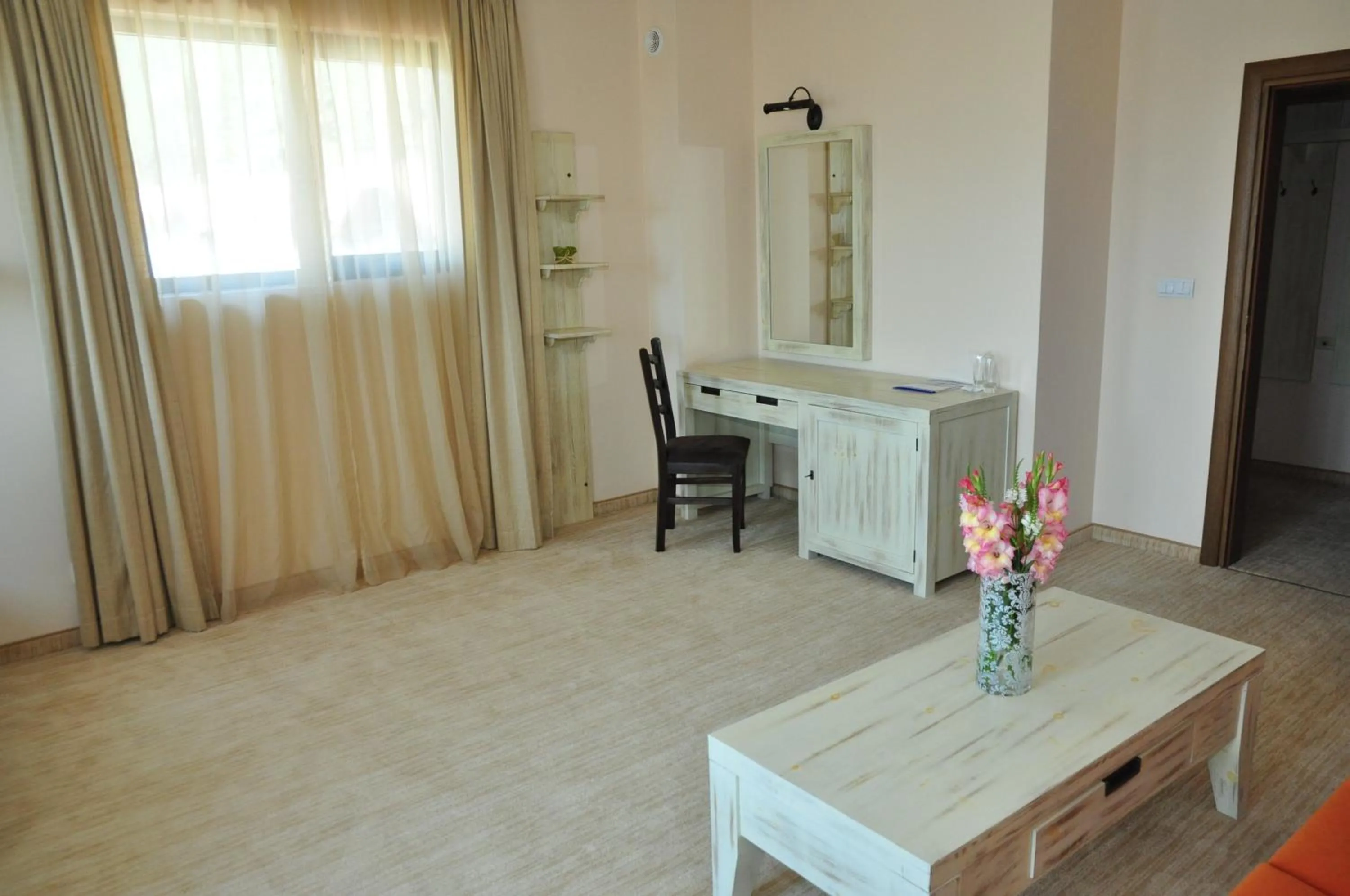 Living room in 3 Mountains Hotel