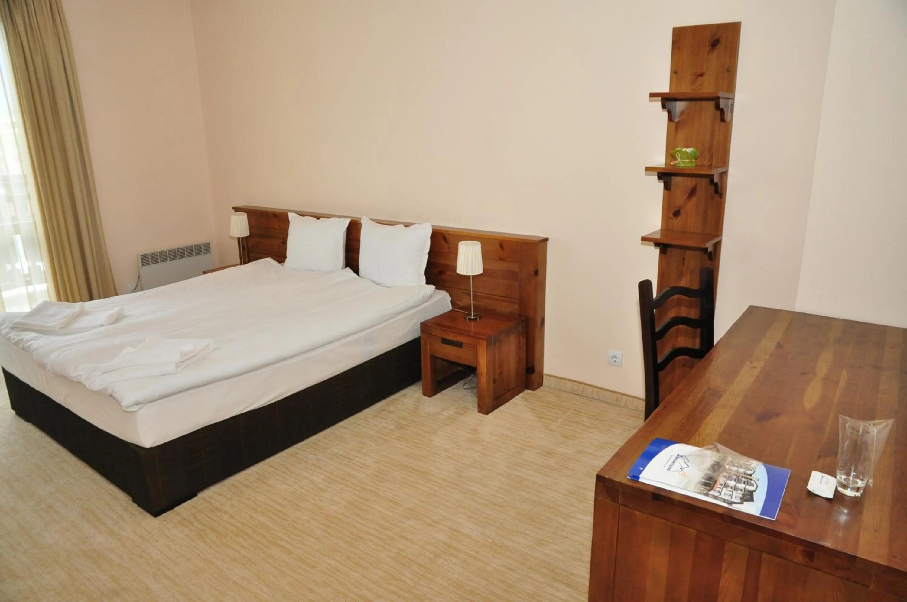 Bed in 3 Mountains Hotel