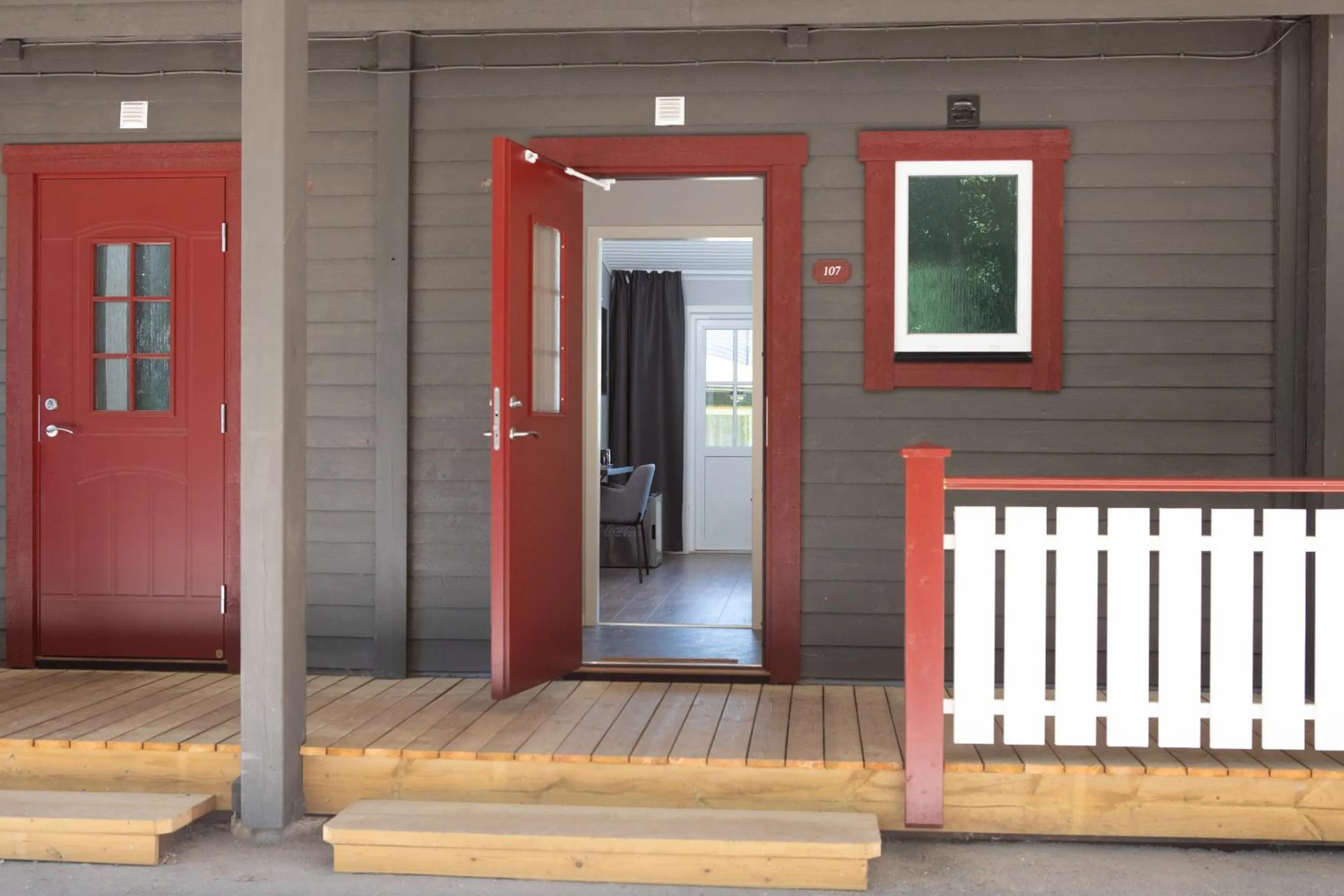 Facade/entrance in Gylle Hotell & Restaurang Brödernas