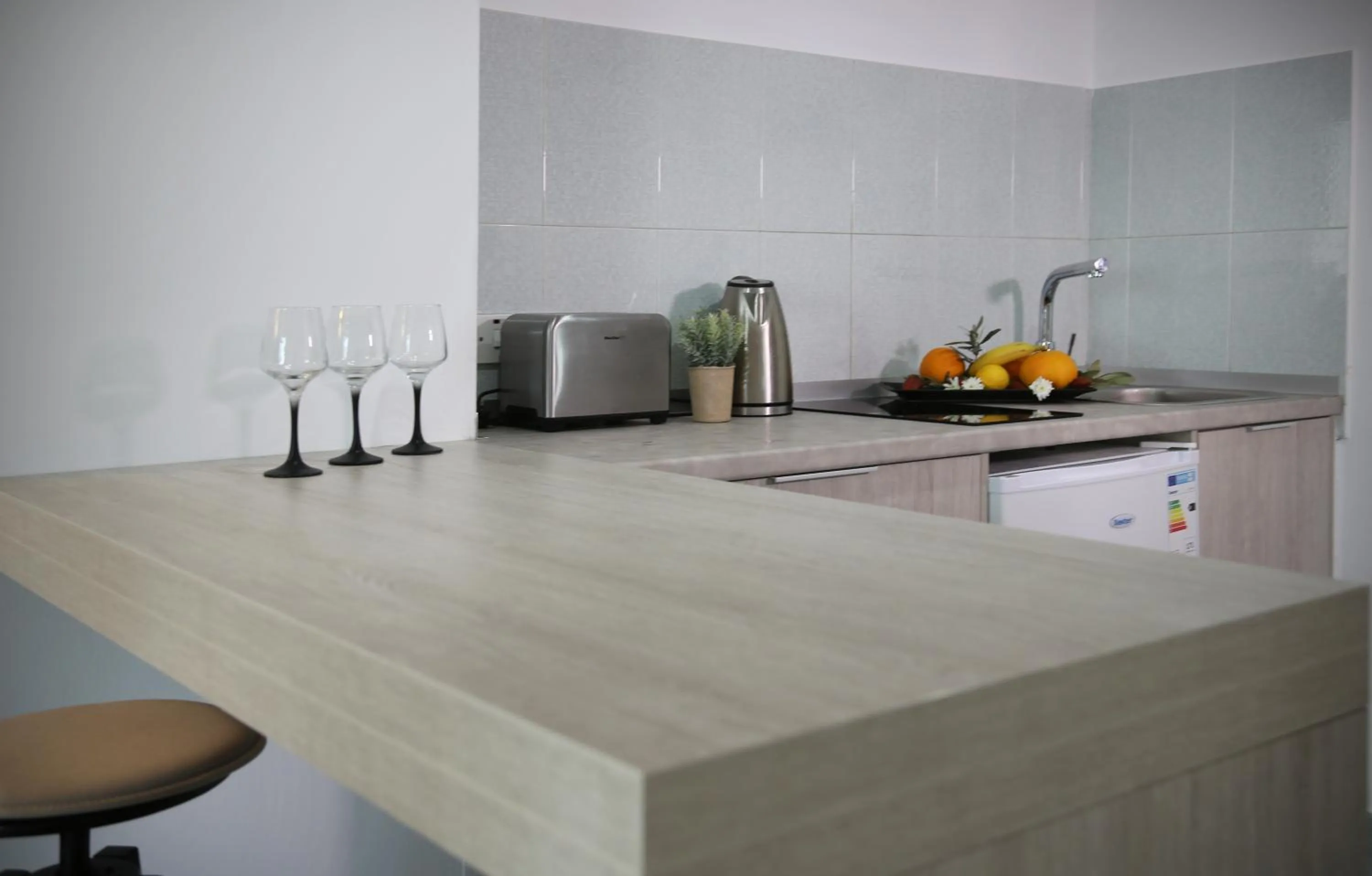 Pier Beach Hotel Apartments