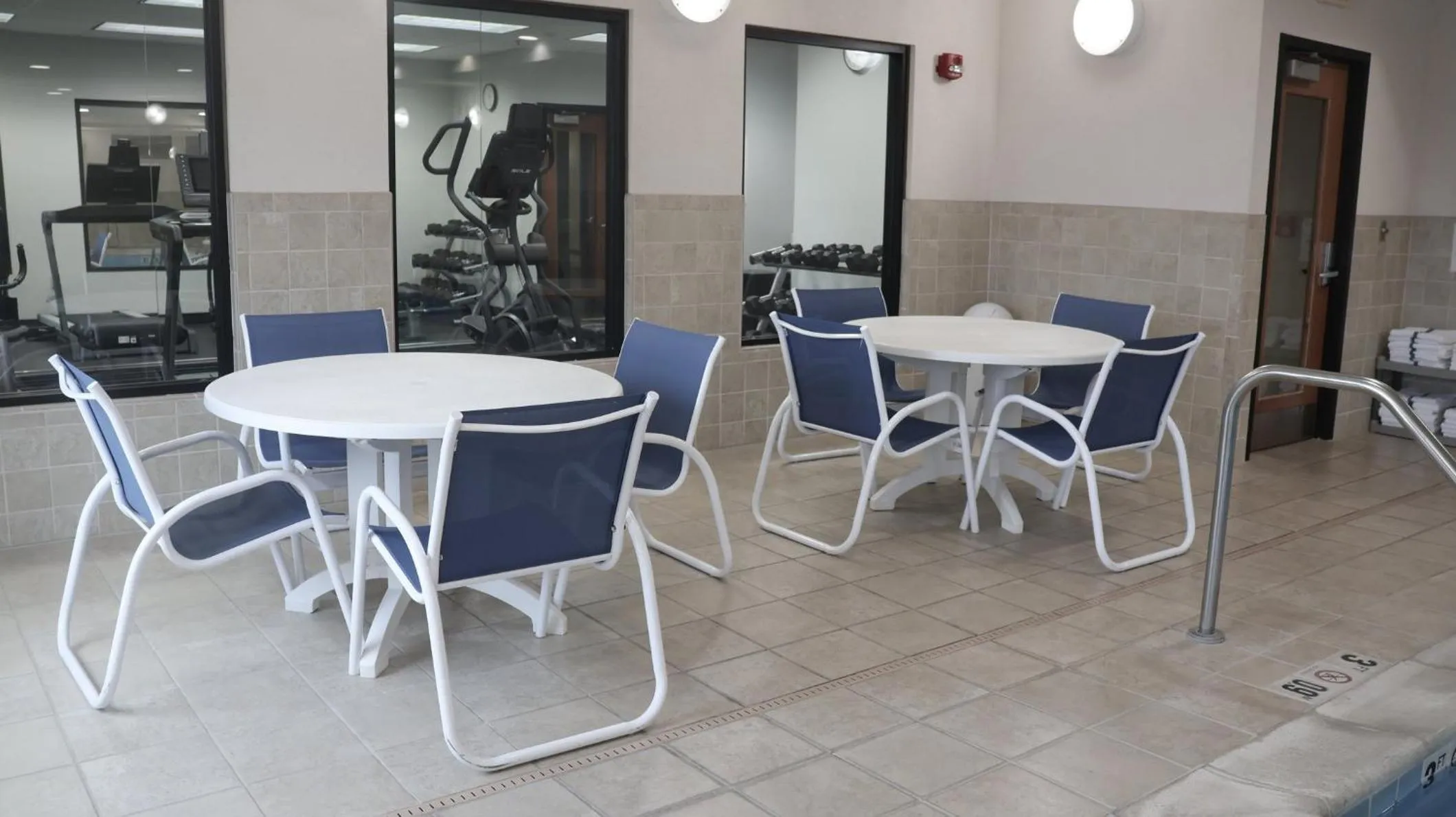 Swimming pool in Holiday Inn Express & Suites Morton Peoria Area by IHG