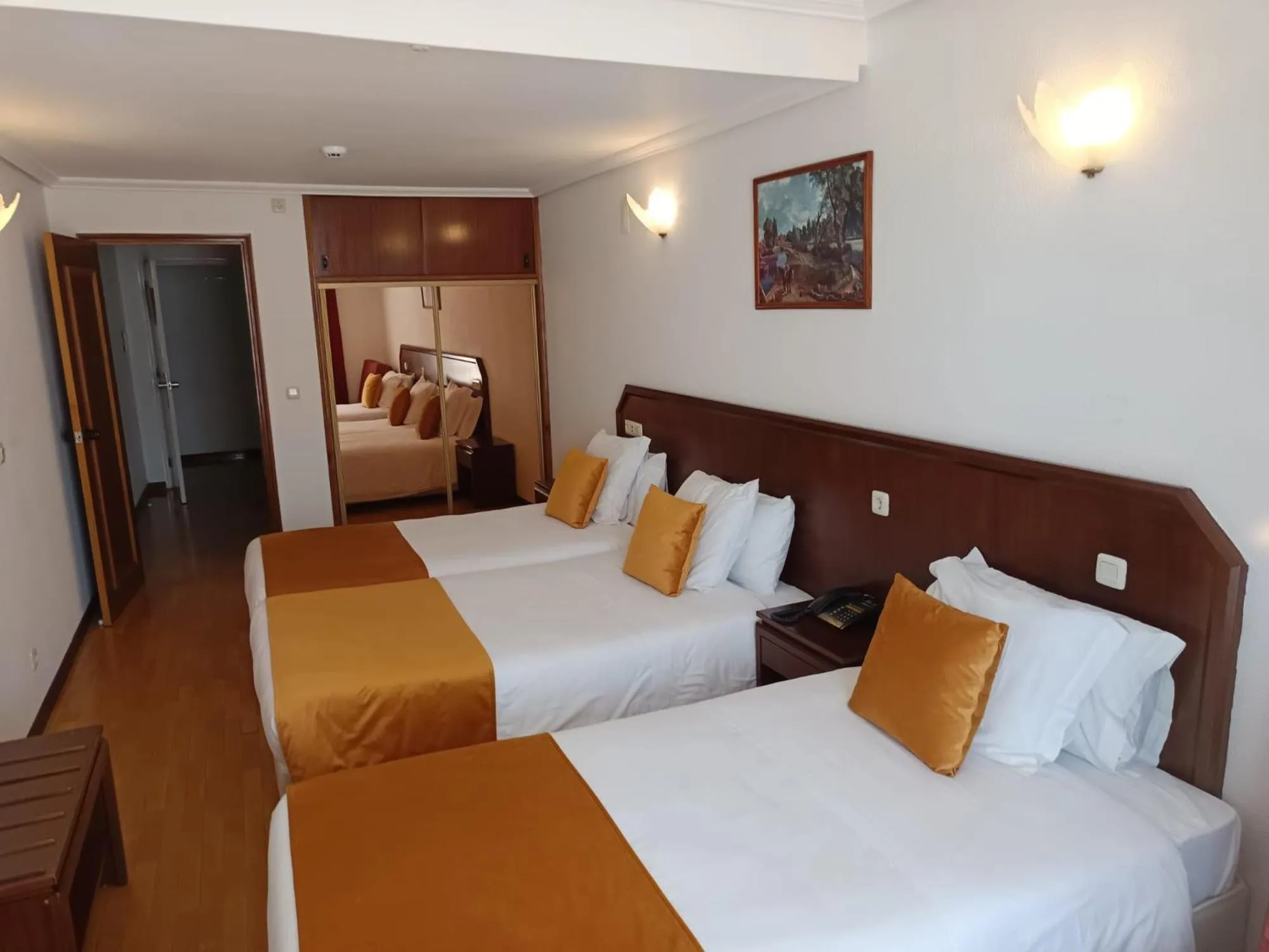 Bedroom, Bed in Hotel Turismo Miranda