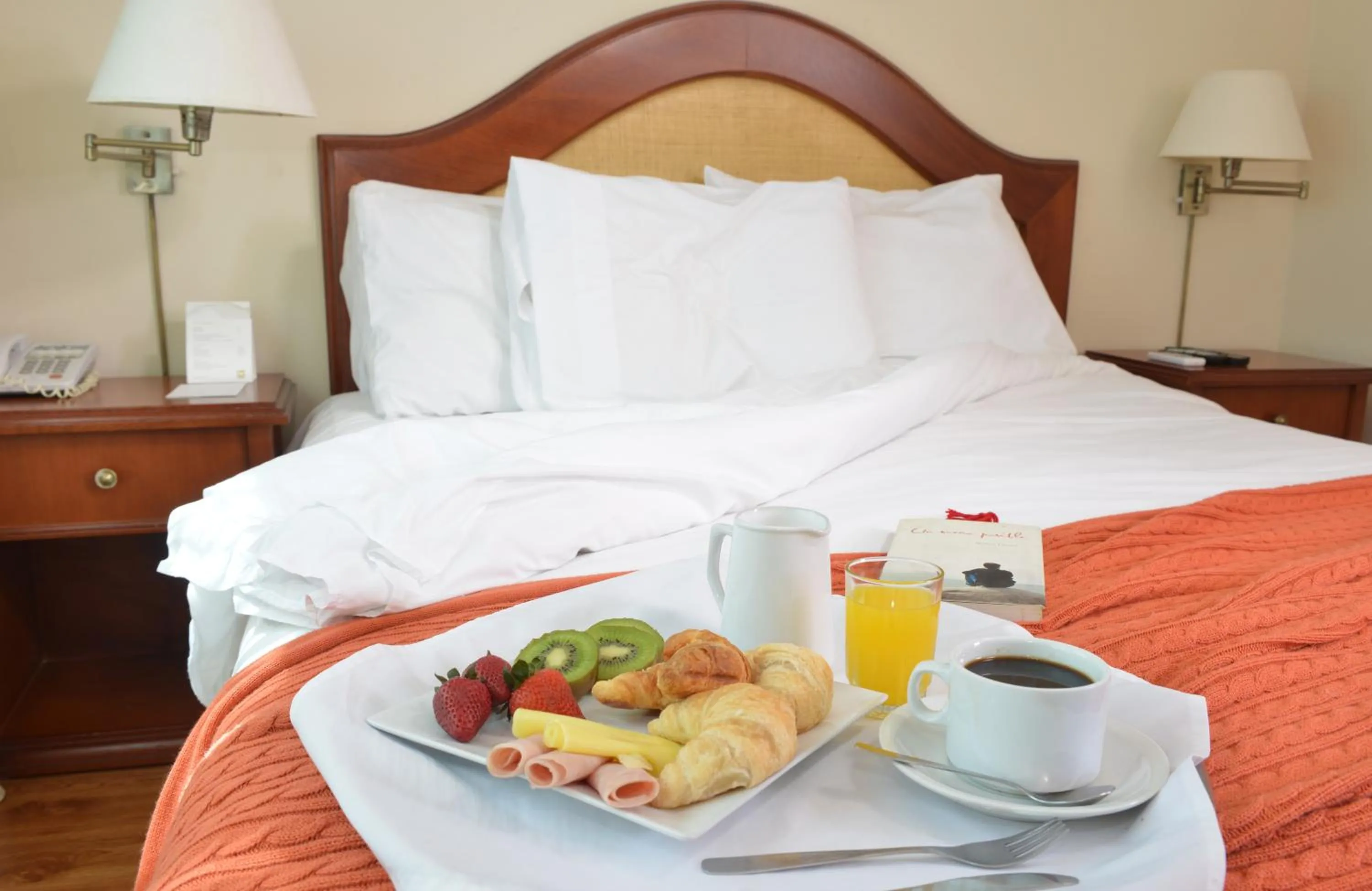 Bed in Hotel Sunset Beach