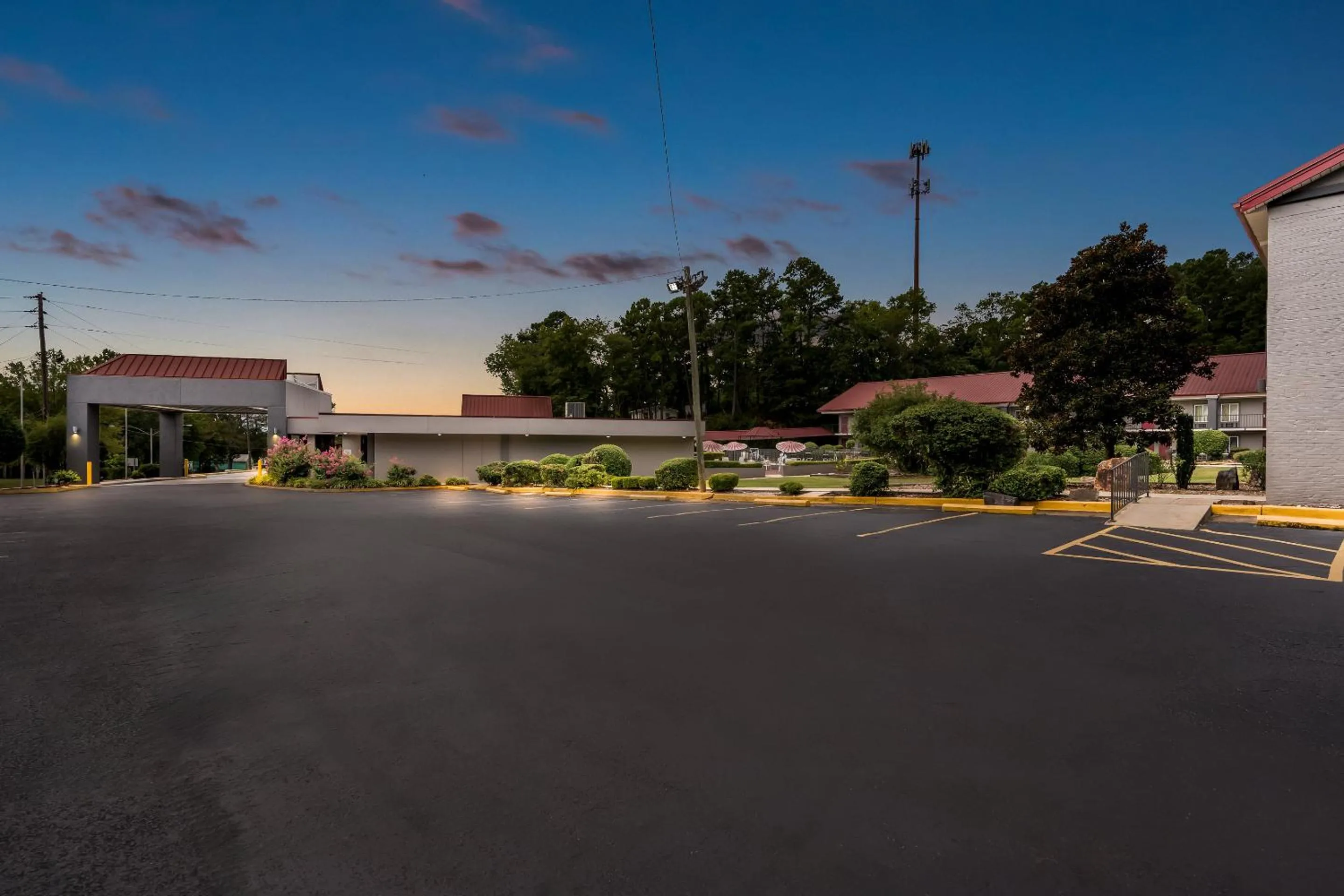 Facade/entrance in Red Roof Inn Hot Springs