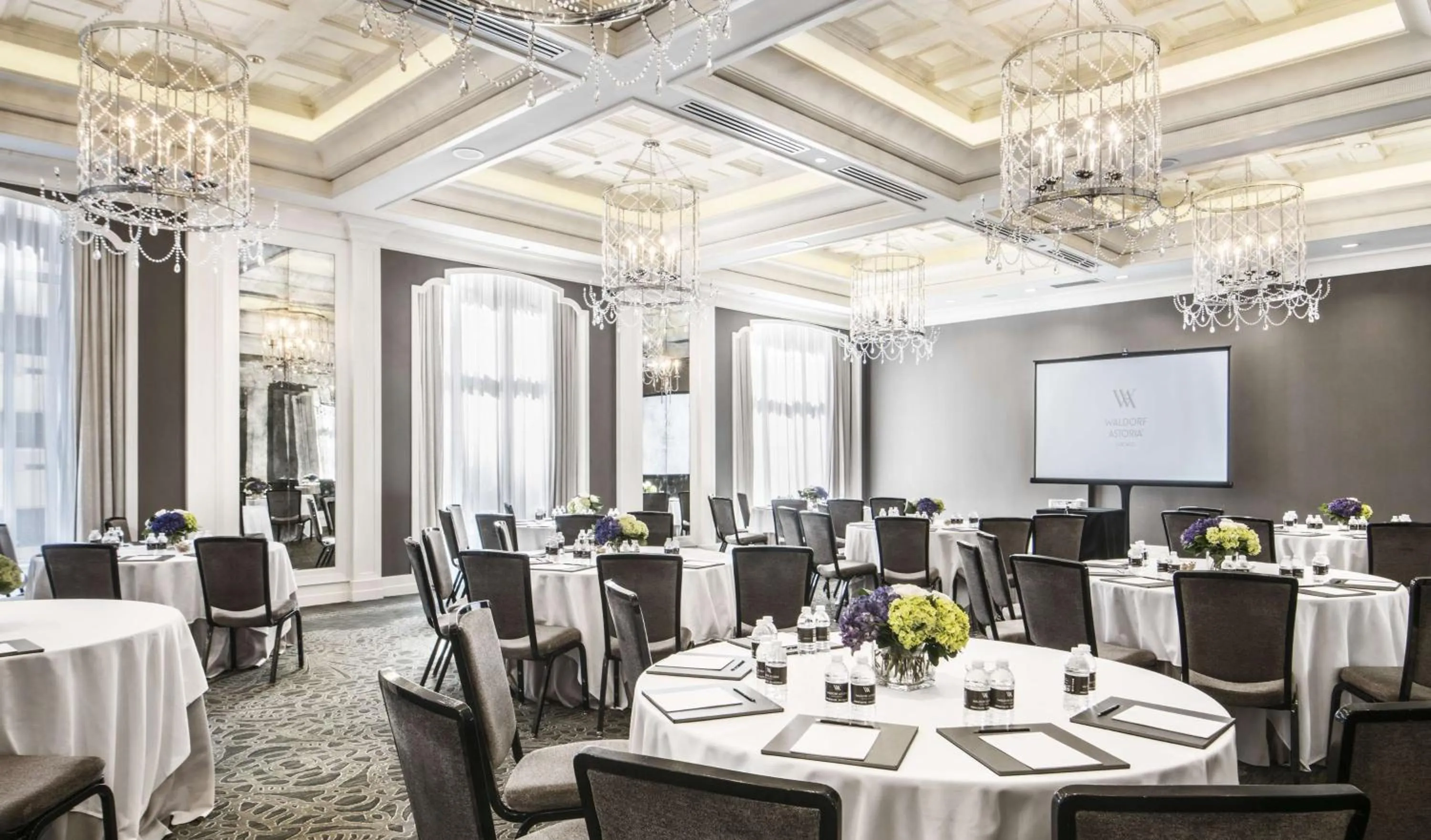 Banquet/Function facilities in Waldorf Astoria Chicago