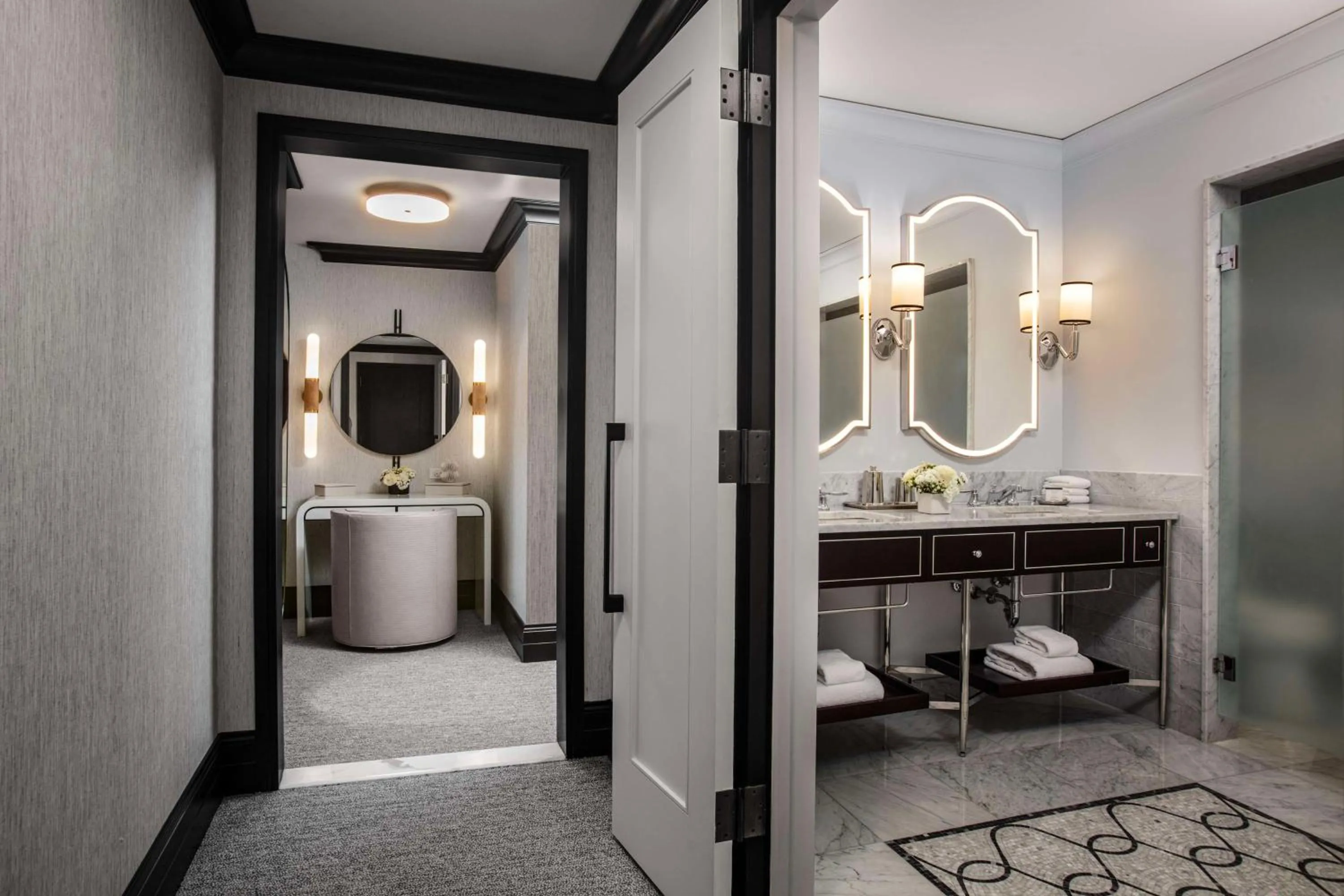 Bathroom in Waldorf Astoria Chicago