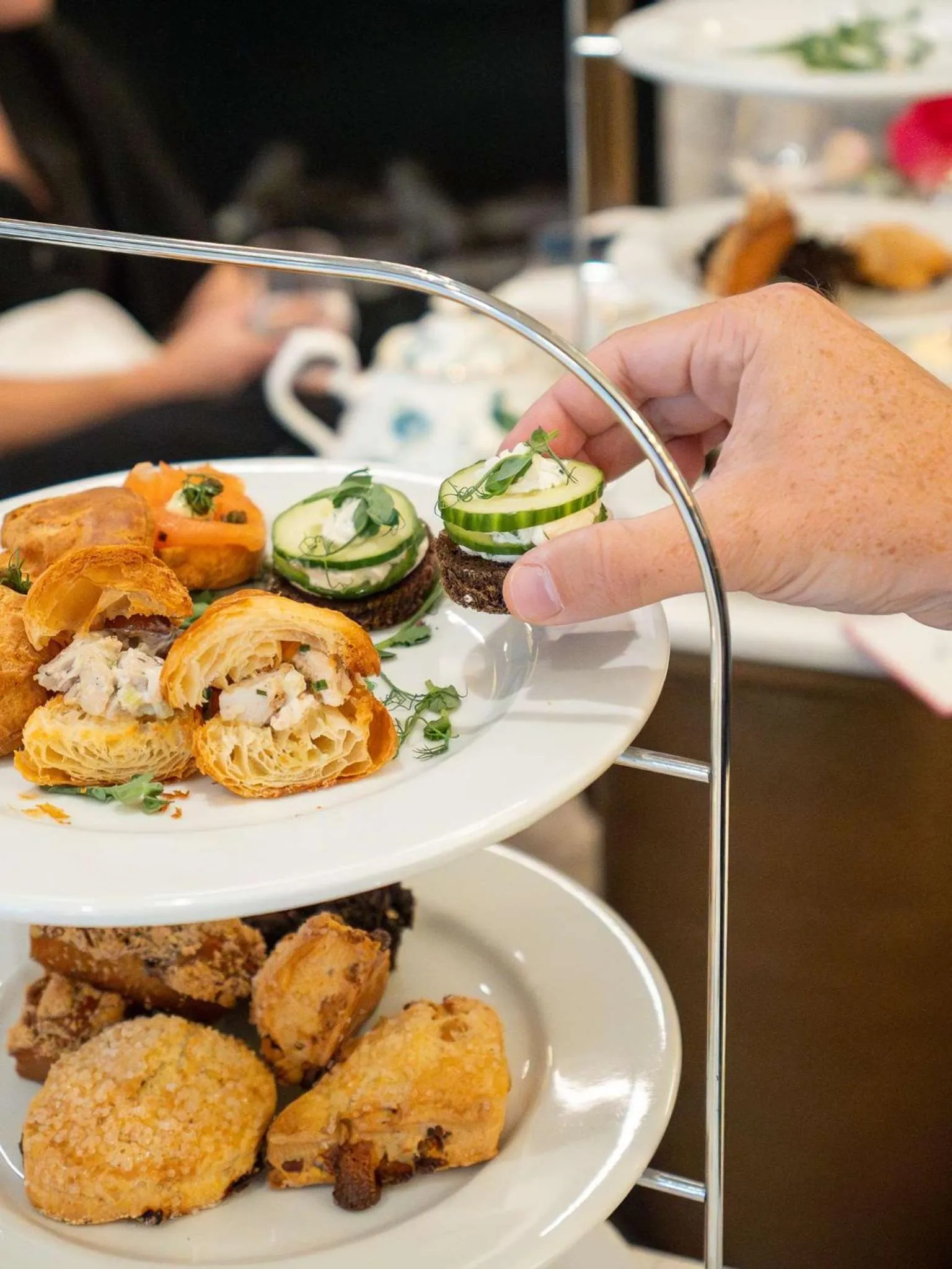 Restaurant/places to eat in Waldorf Astoria Chicago