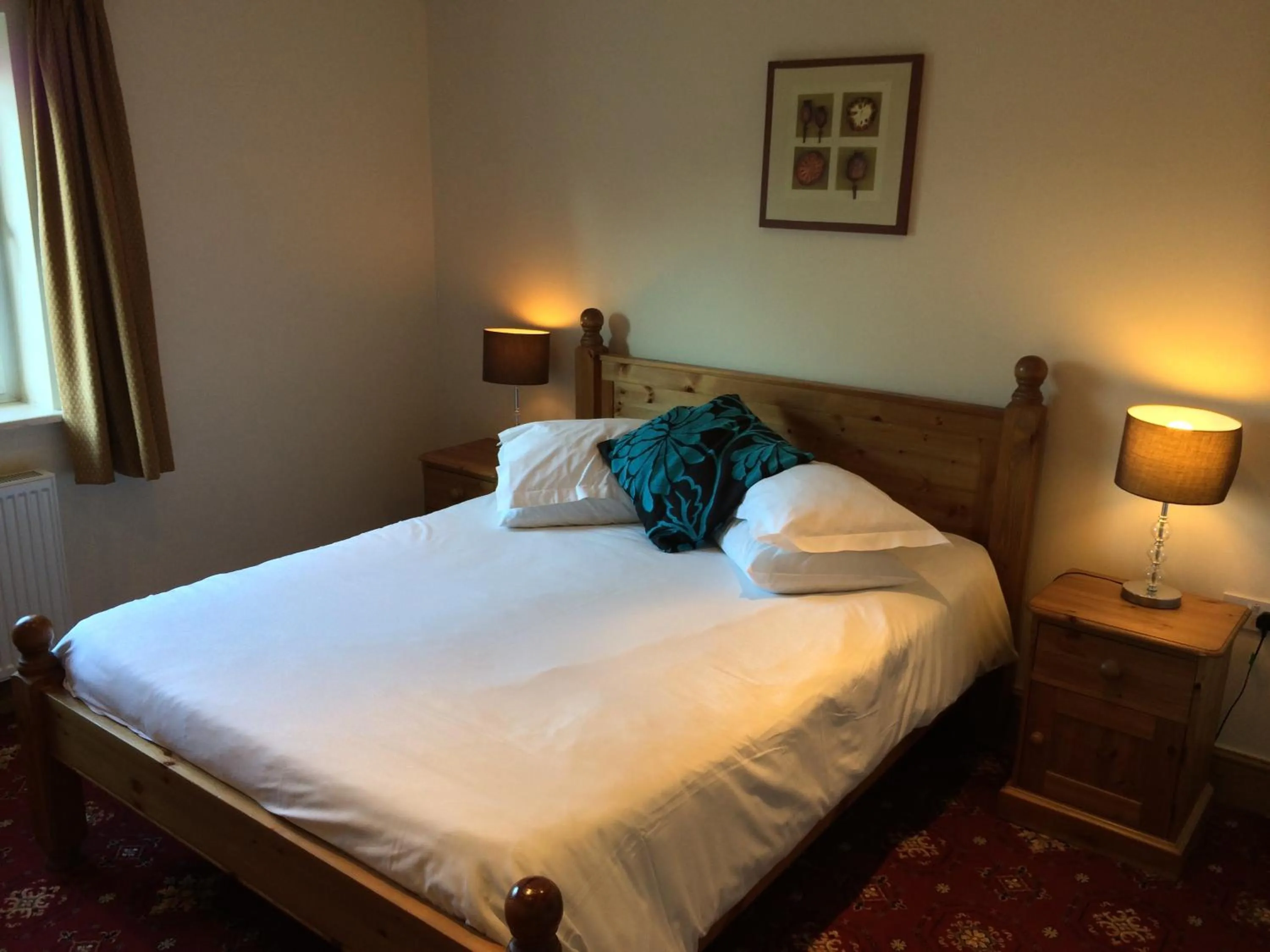 Bedroom, Bed in Hunters Lodge Inn