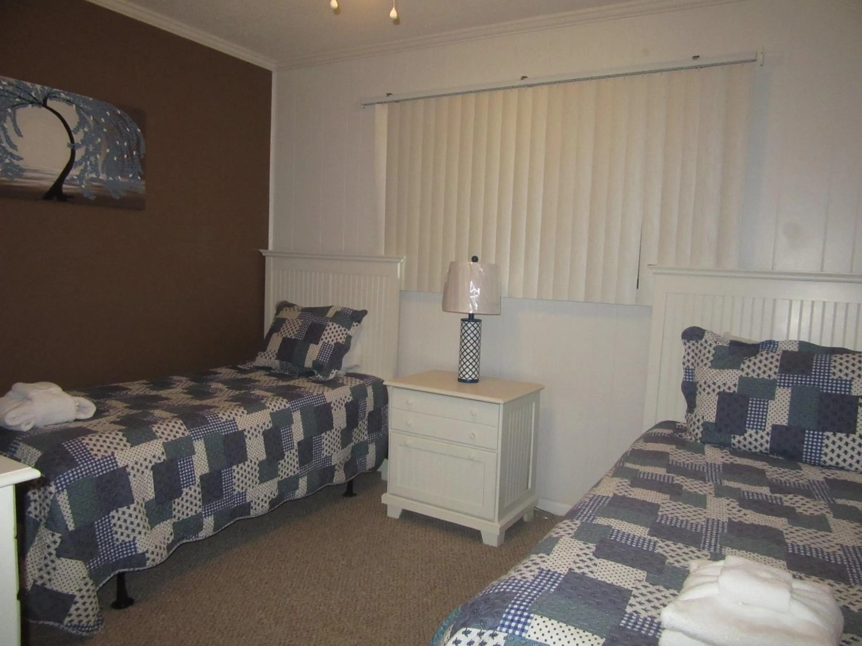 Photo of the whole room, Bed in Hilton Head Island Beach and Tennis Resort