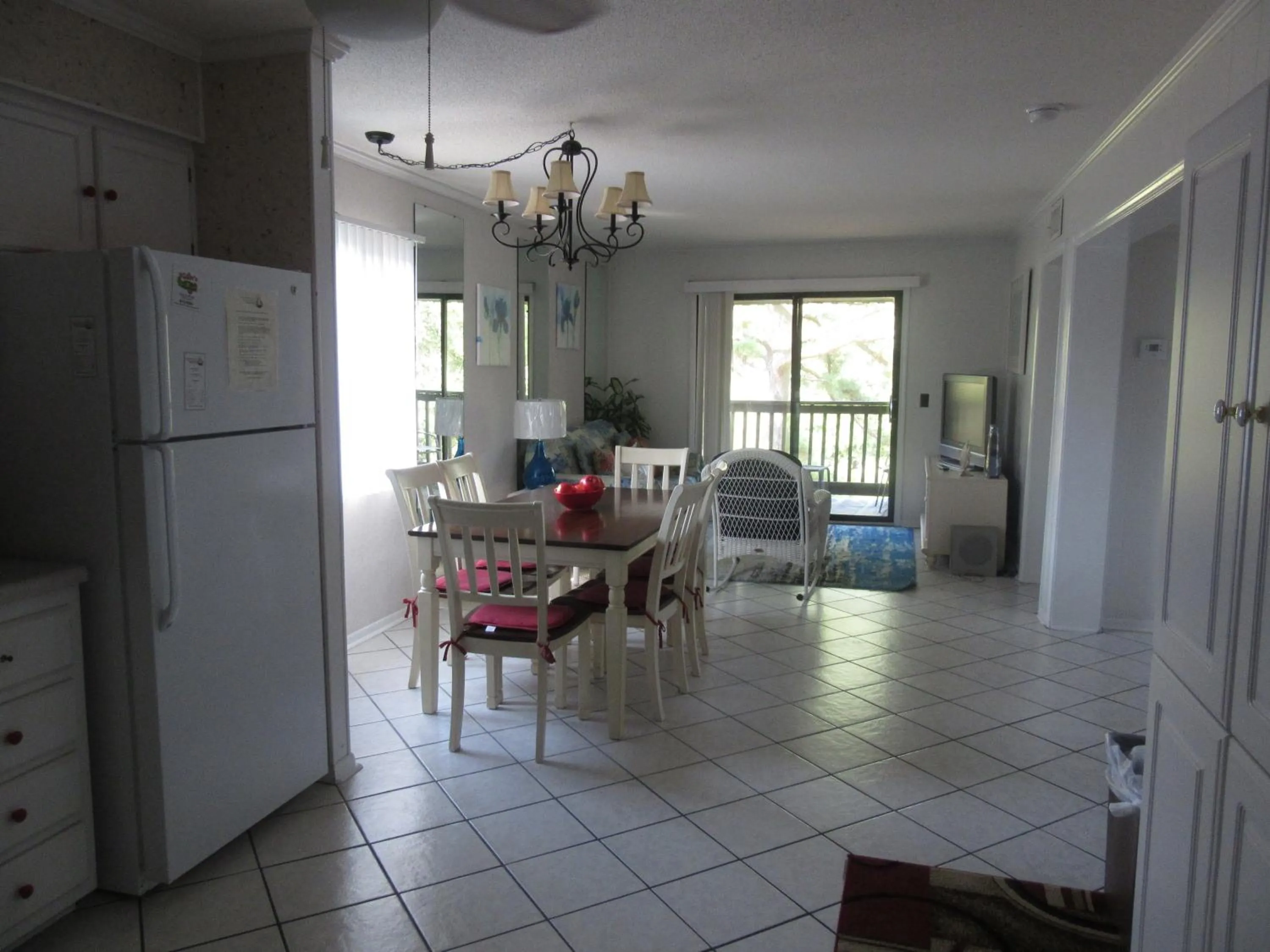 Dining area in Hilton Head Island Beach and Tennis Resort