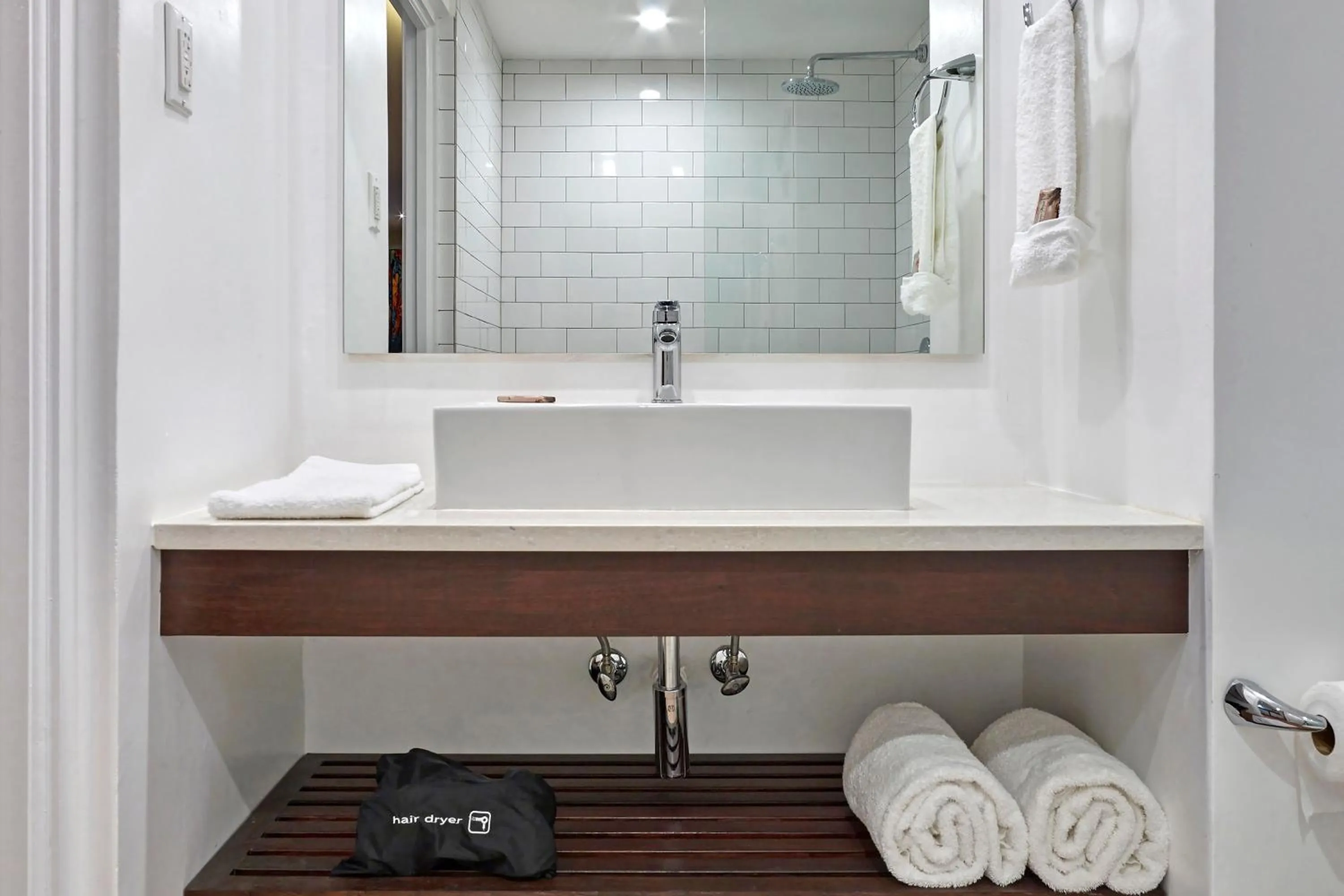 Bathroom in Butterfly Beach Hotel