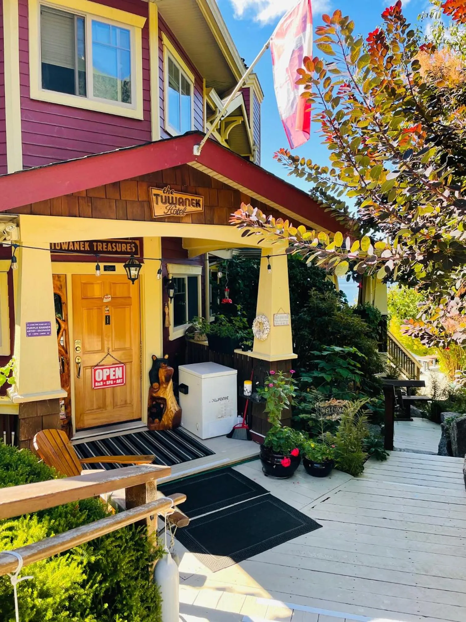 The Tuwanek Hotel and Spa