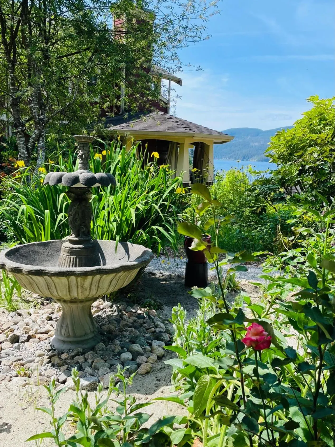 The Tuwanek Hotel and Spa