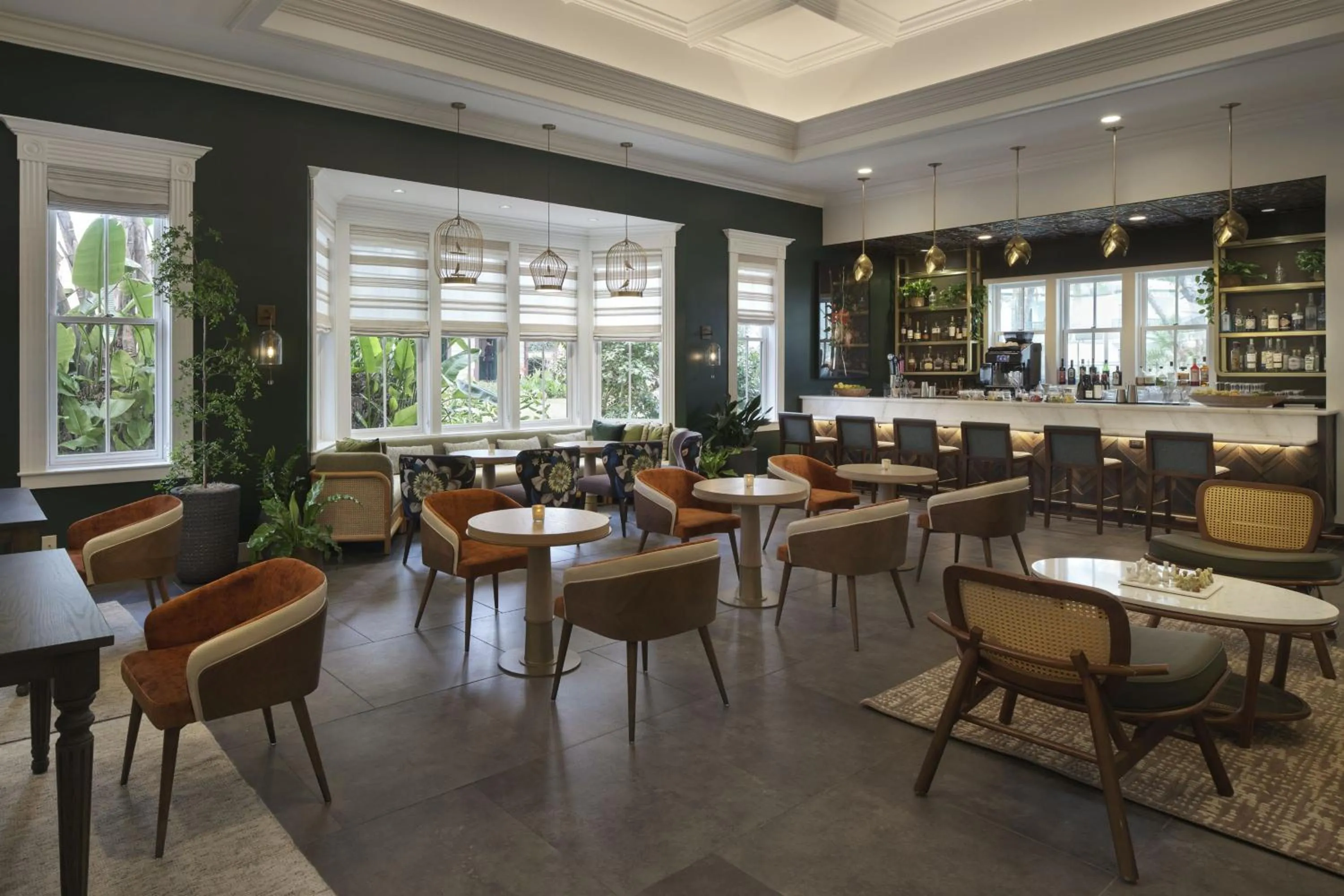 Lounge or bar in The Steward, Santa Barbara, a Tribute Portfolio Hotel