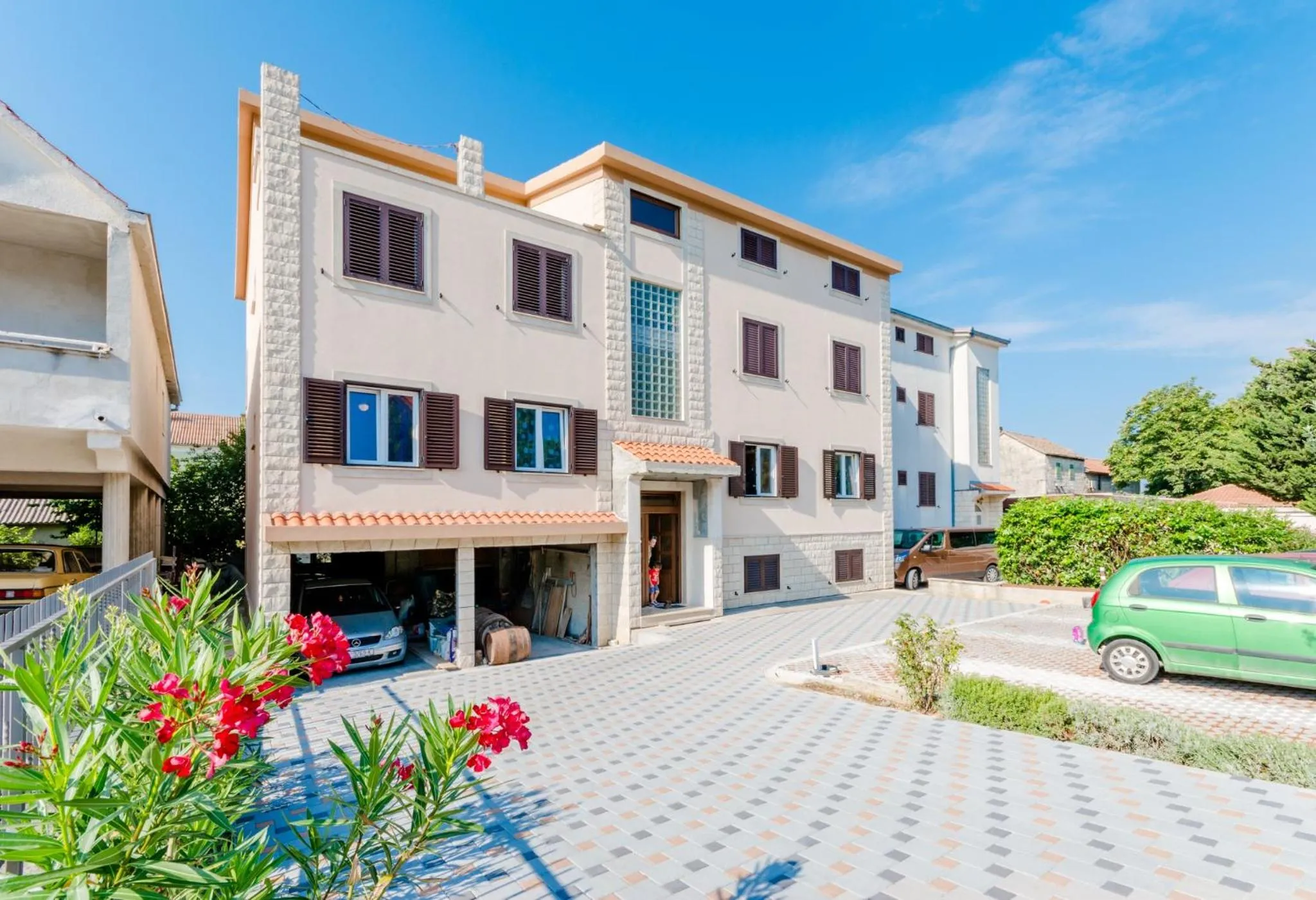 Apartment Karlo