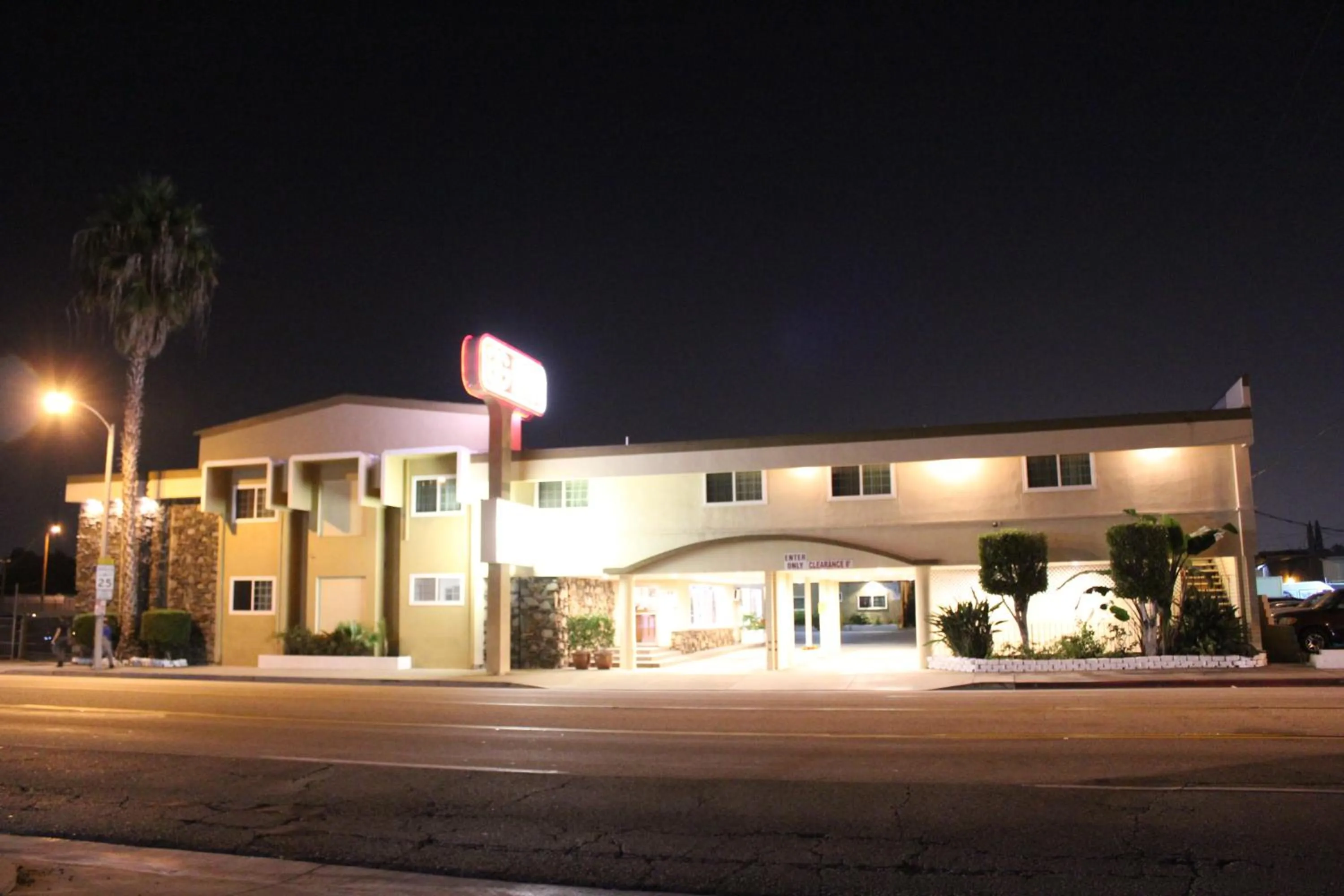 Property building in Grand Inn
