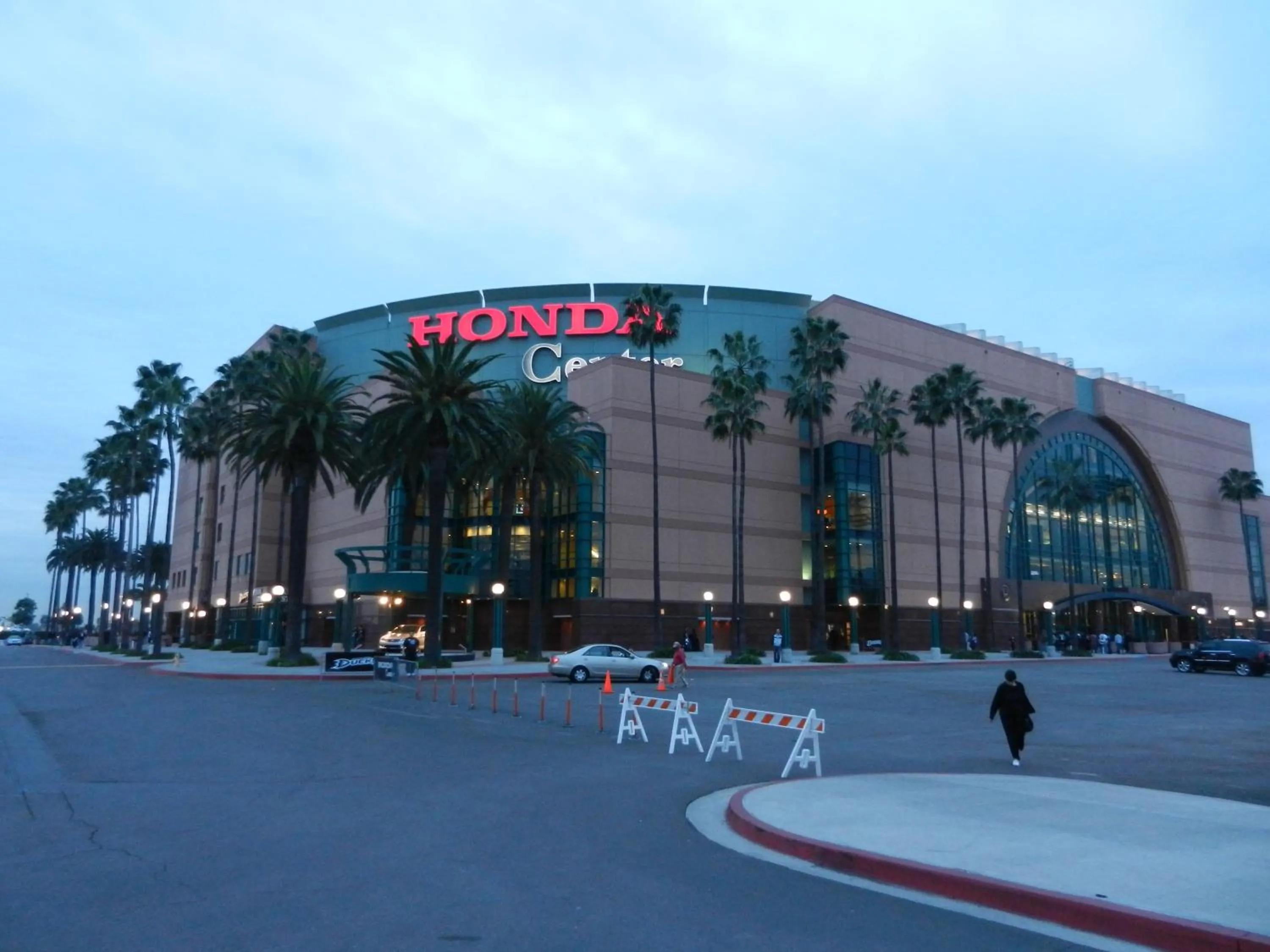 Entertainment in Grand Inn