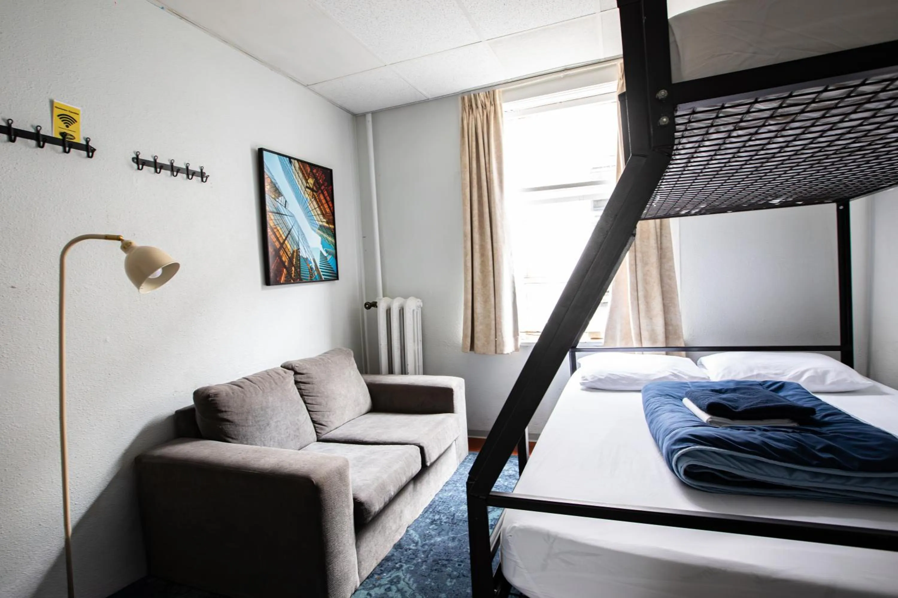 Bedroom, Bed in The Cambie Hostel Gastown