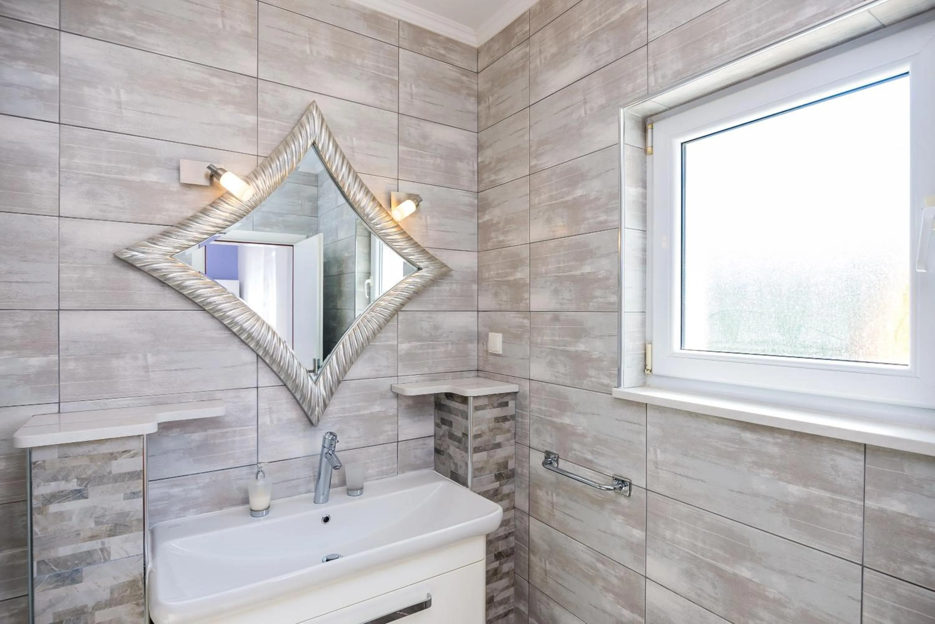 Bathroom in Apartment & Rooms Duja