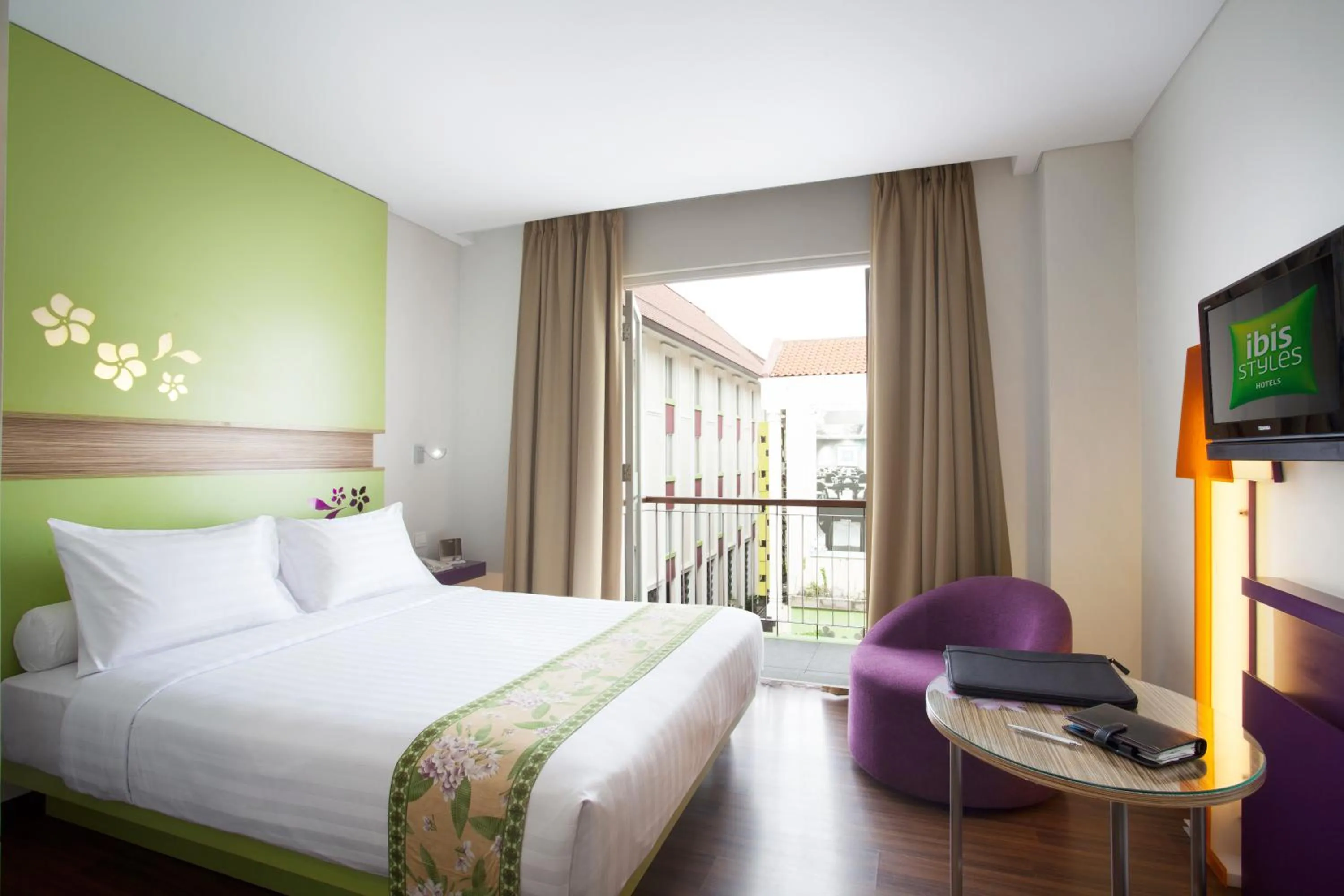 Photo of the whole room, Bed in Ibis Styles Bali Denpasar