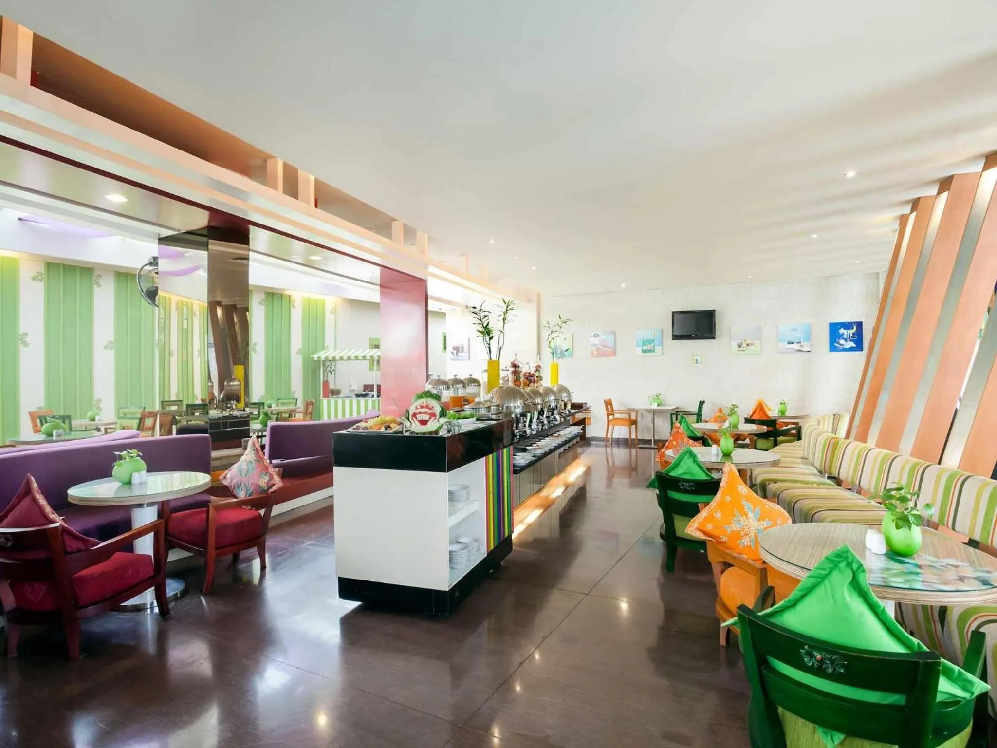 Restaurant/places to eat in Ibis Styles Bali Denpasar