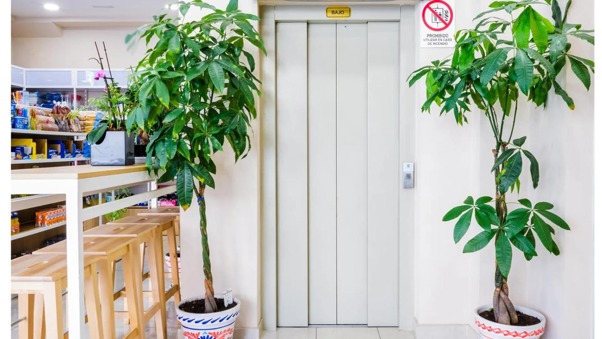 Decorative detail in Golden Alcala
