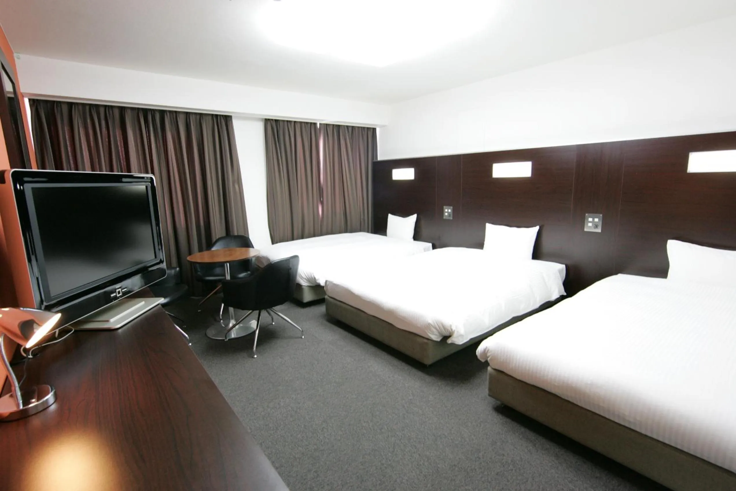 Photo of the whole room, Bed in Green Rich Hotel Suizenji