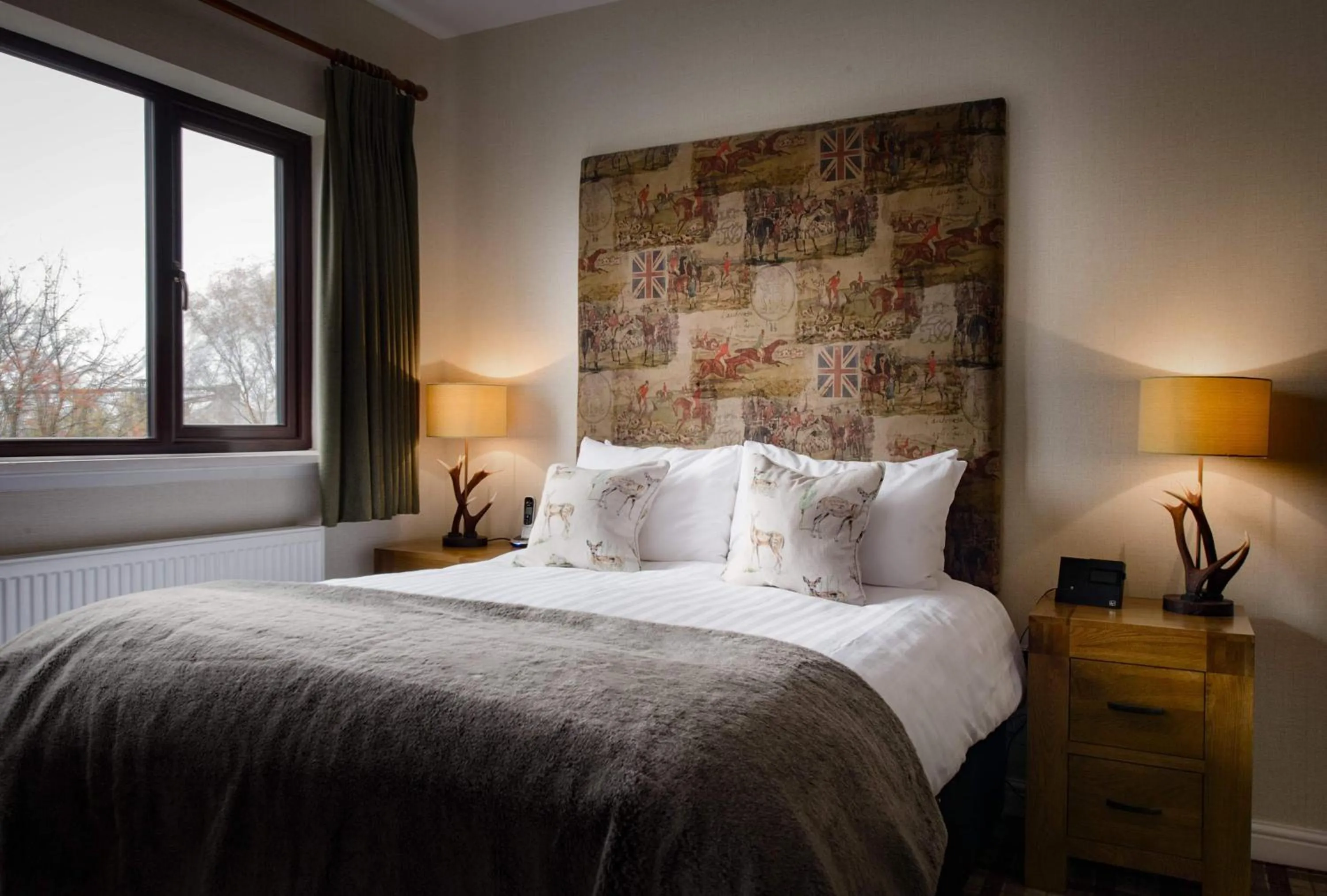 Bed in The Hope and Anchor Pub