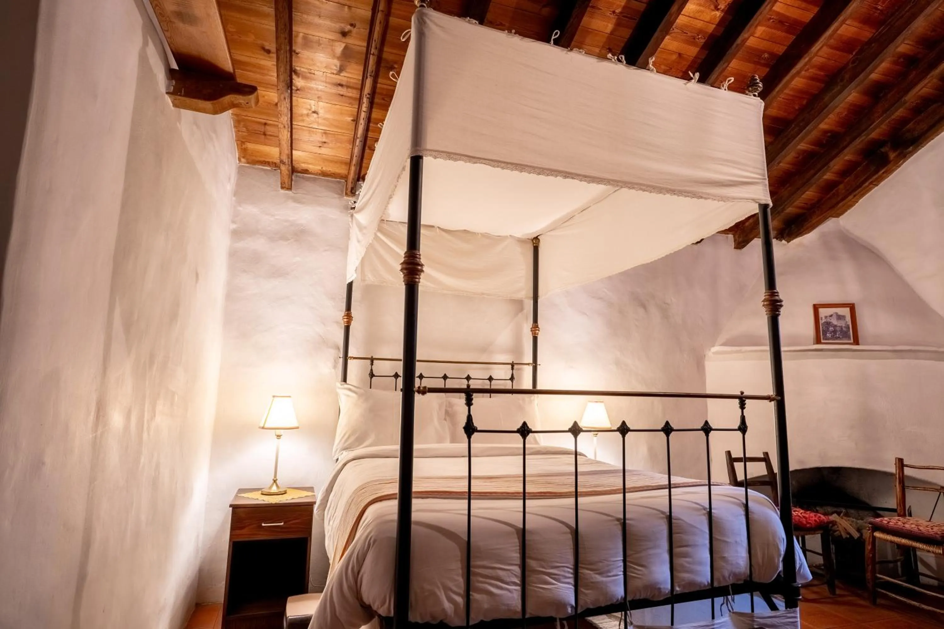 Bed in Ambelikos Traditional Agrohotel