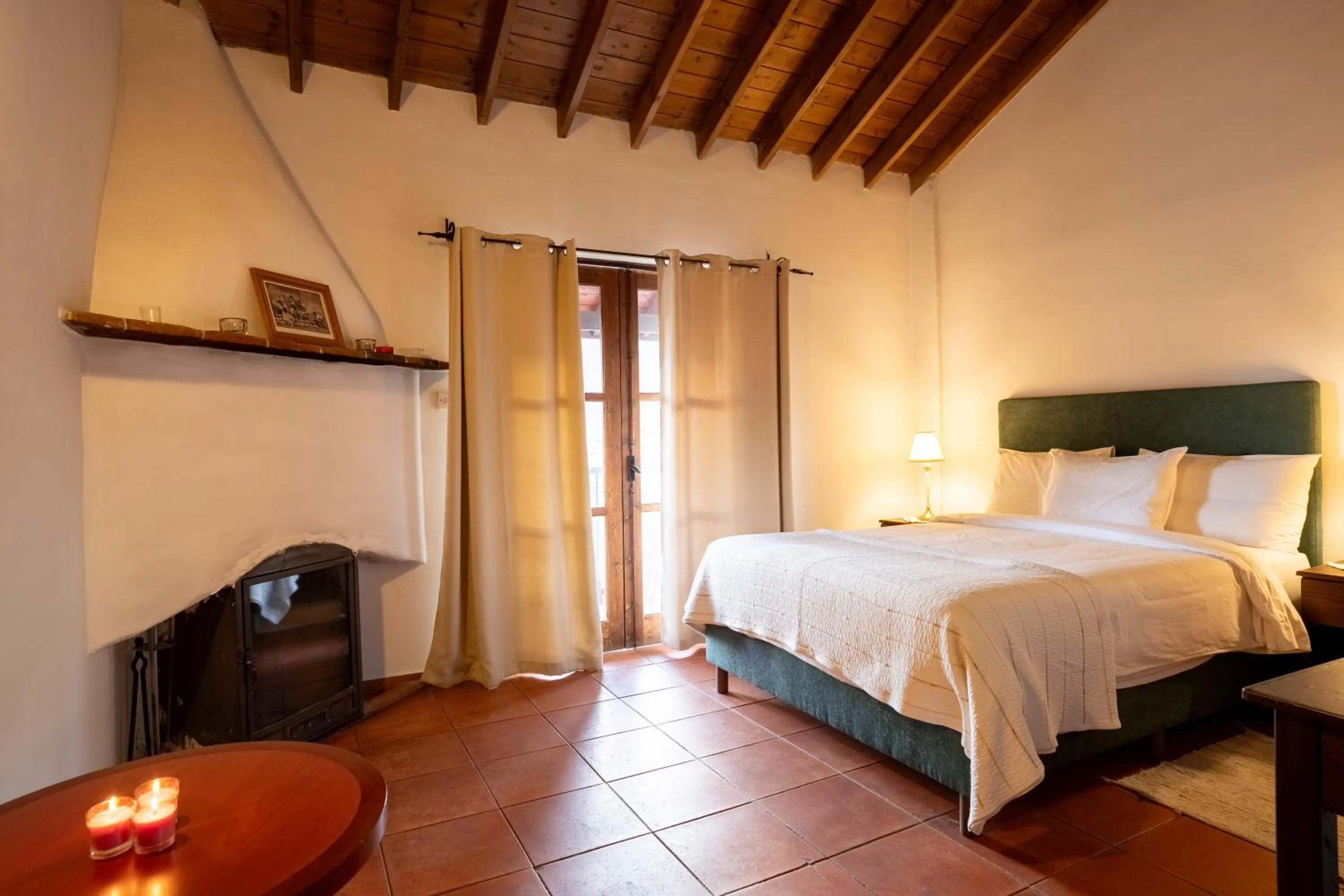 Bed in Ambelikos Traditional Agrohotel