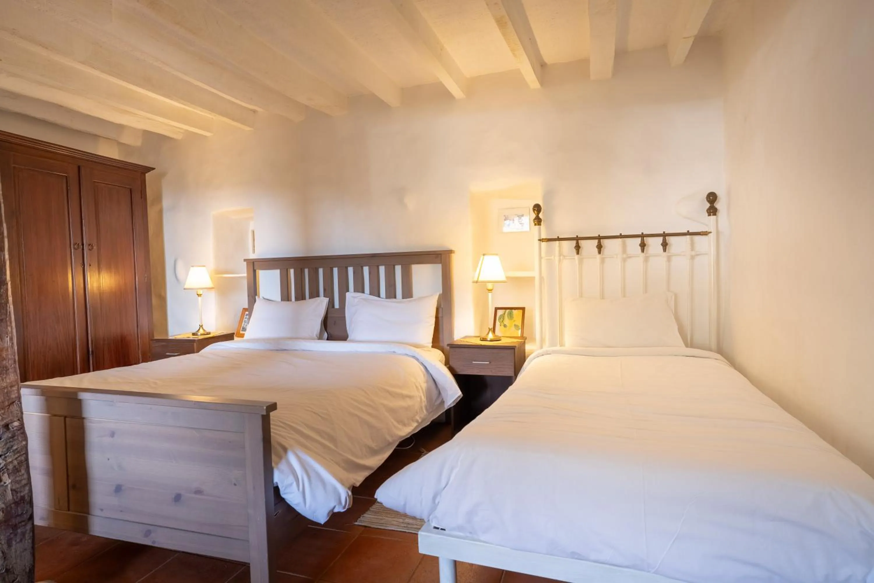 Bed in Ambelikos Traditional Agrohotel