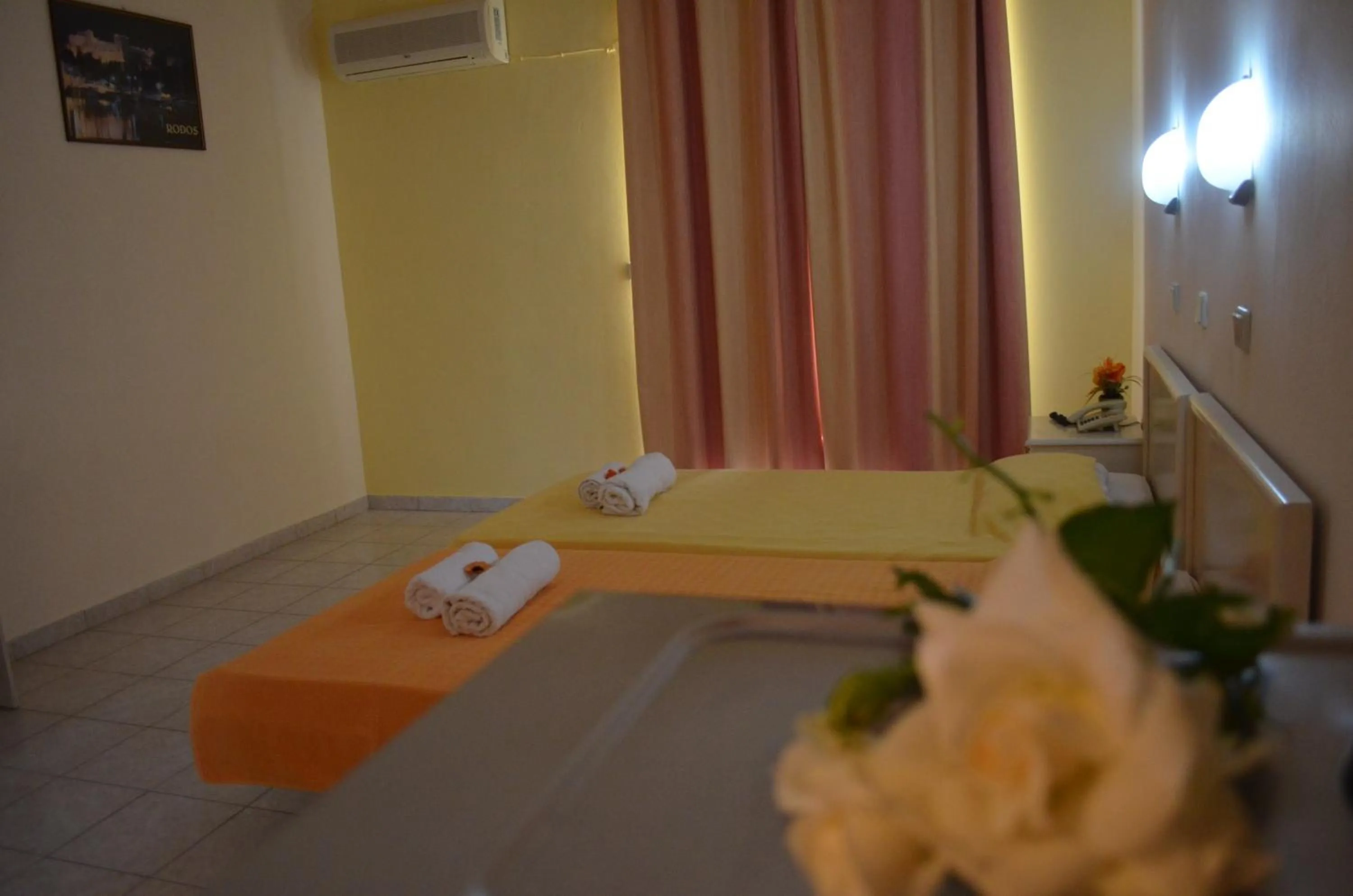 Bedroom, Bed in Kremasti Memories