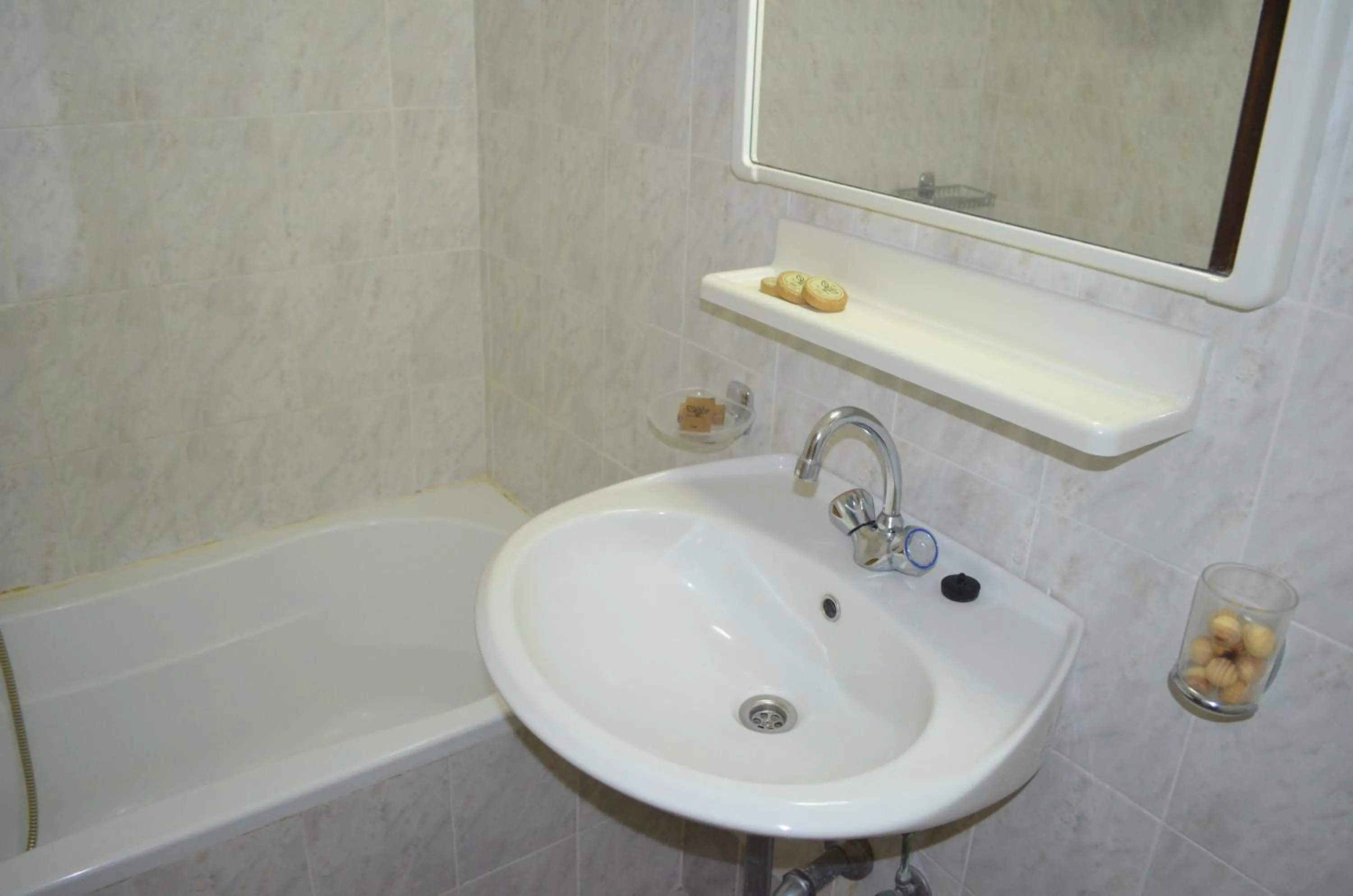 Bathroom in Kremasti Memories