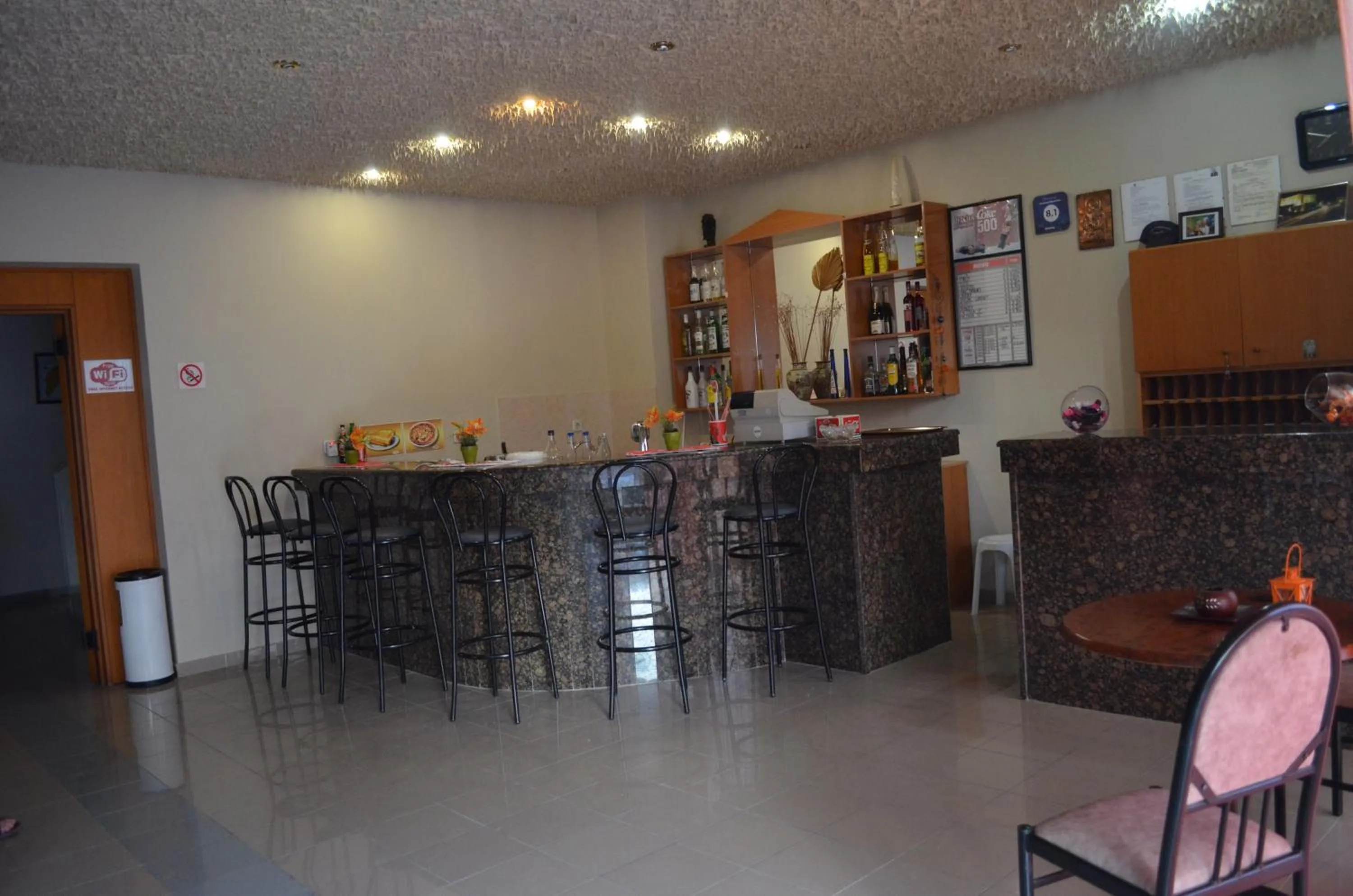 Lounge or bar in Kremasti Memories