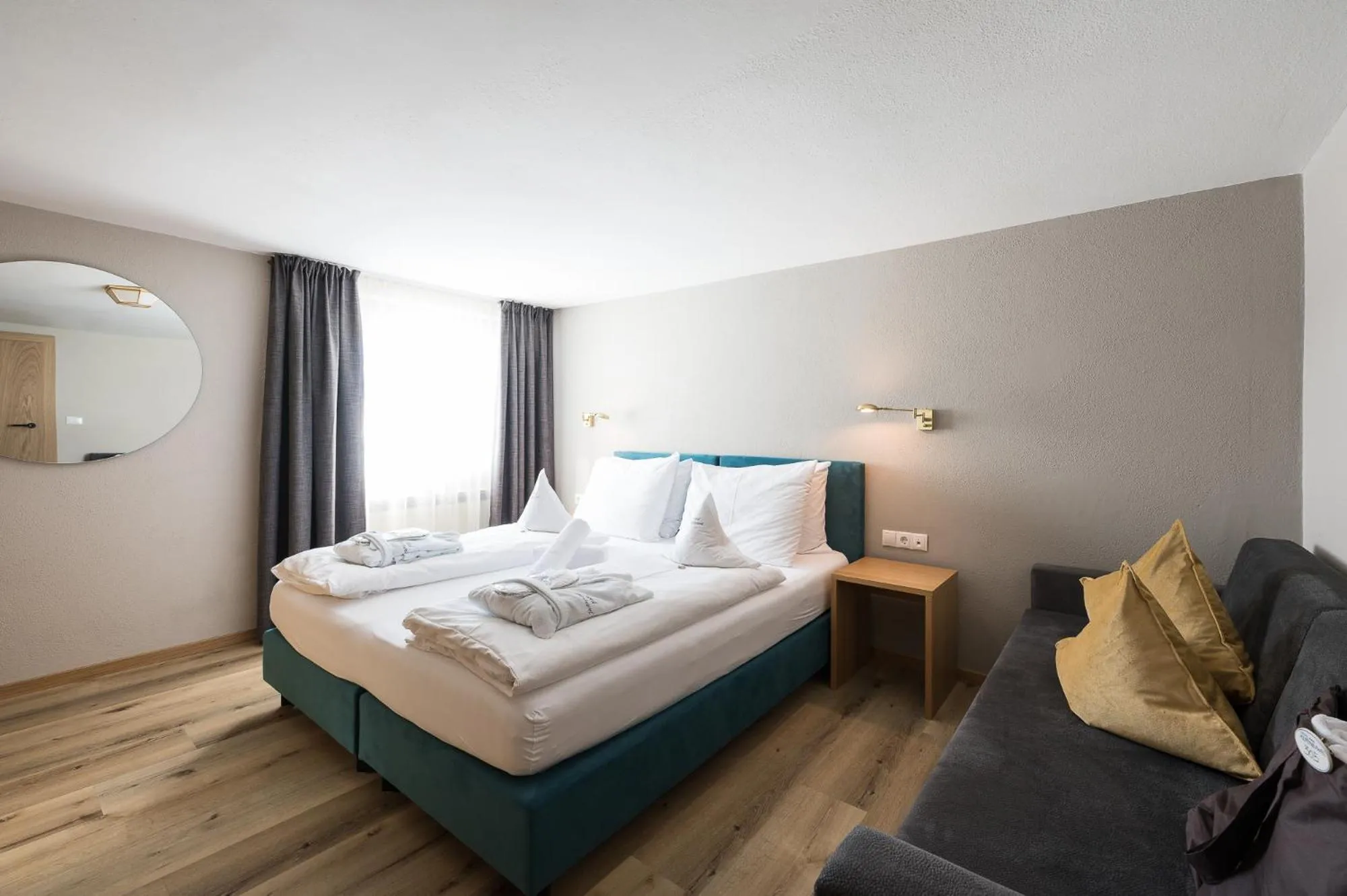 Photo of the whole room, Bed in Hotel Alpenjuwel