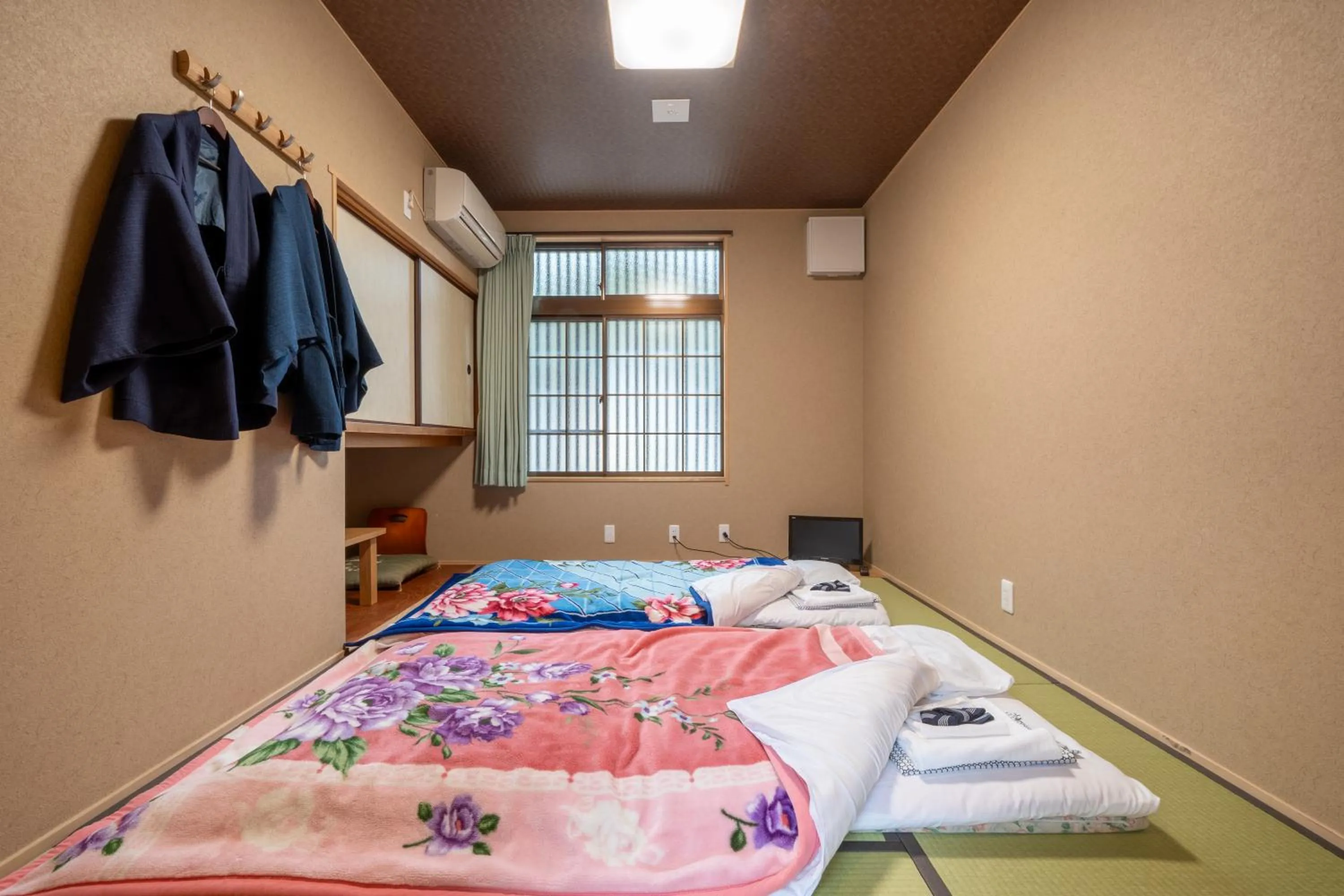 Photo of the whole room, Bed in Ryokan Yamazaki