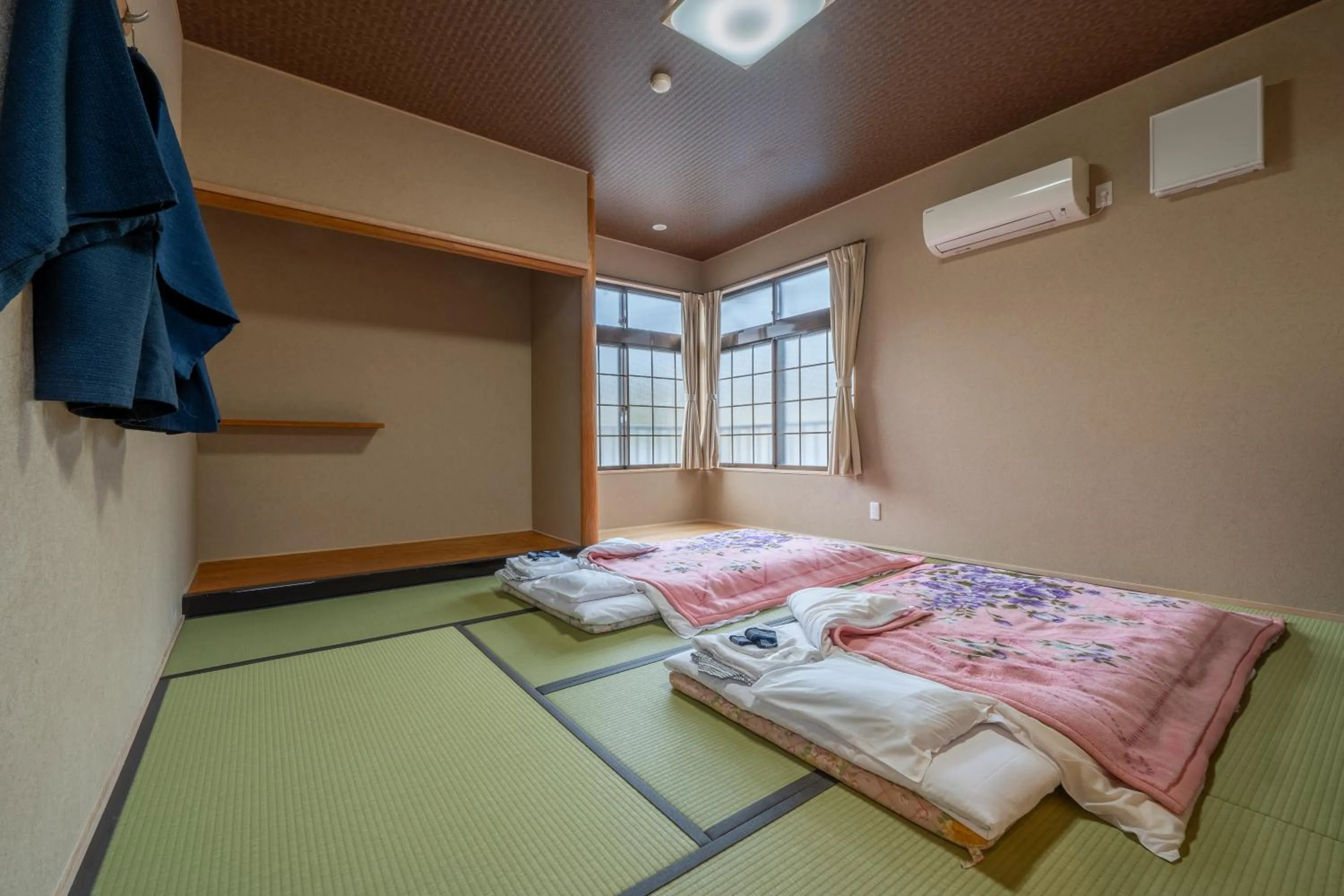 Photo of the whole room, Bed in Ryokan Yamazaki