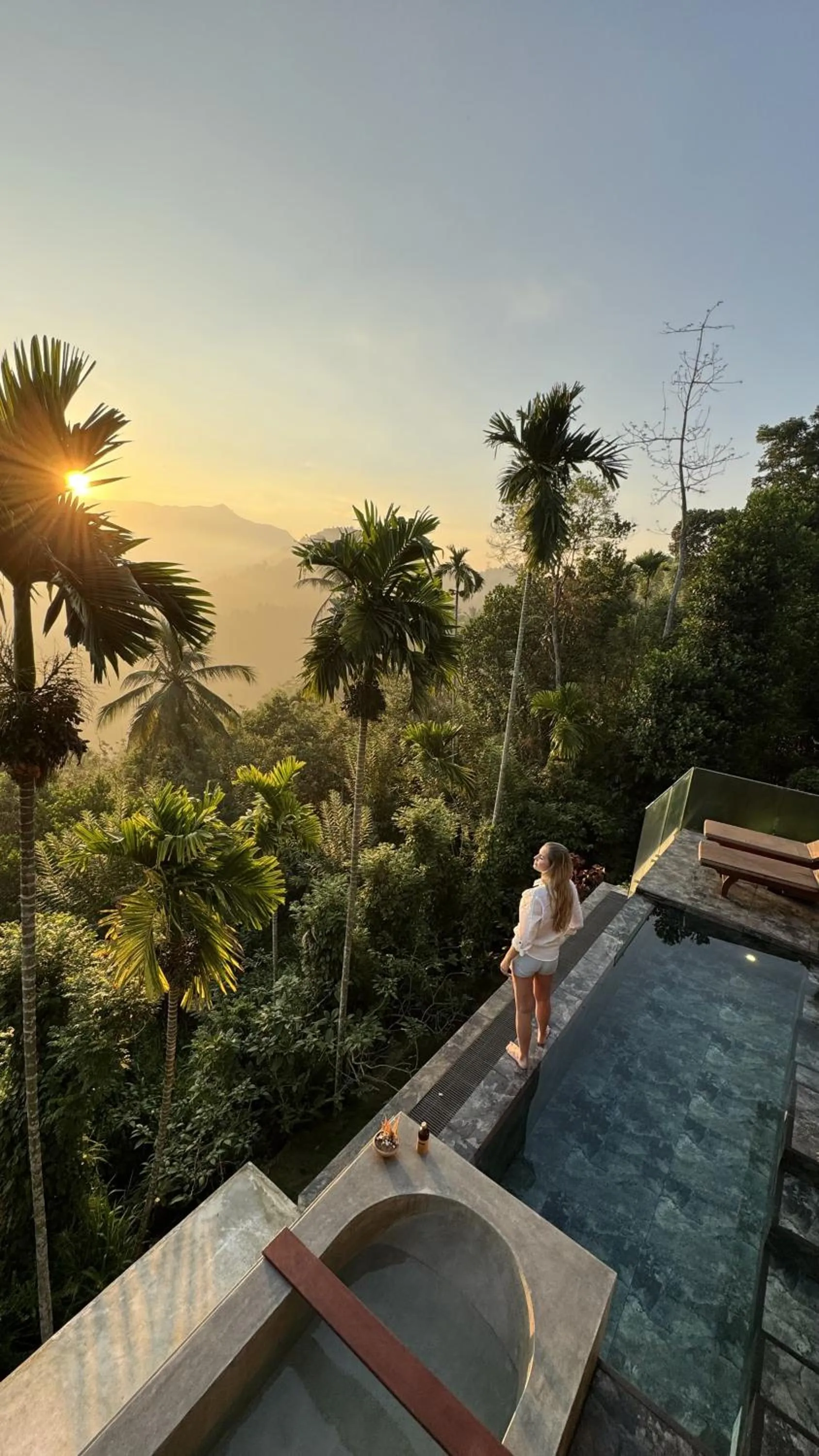 Sunrise in Aarunya Nature Resort - Kandy