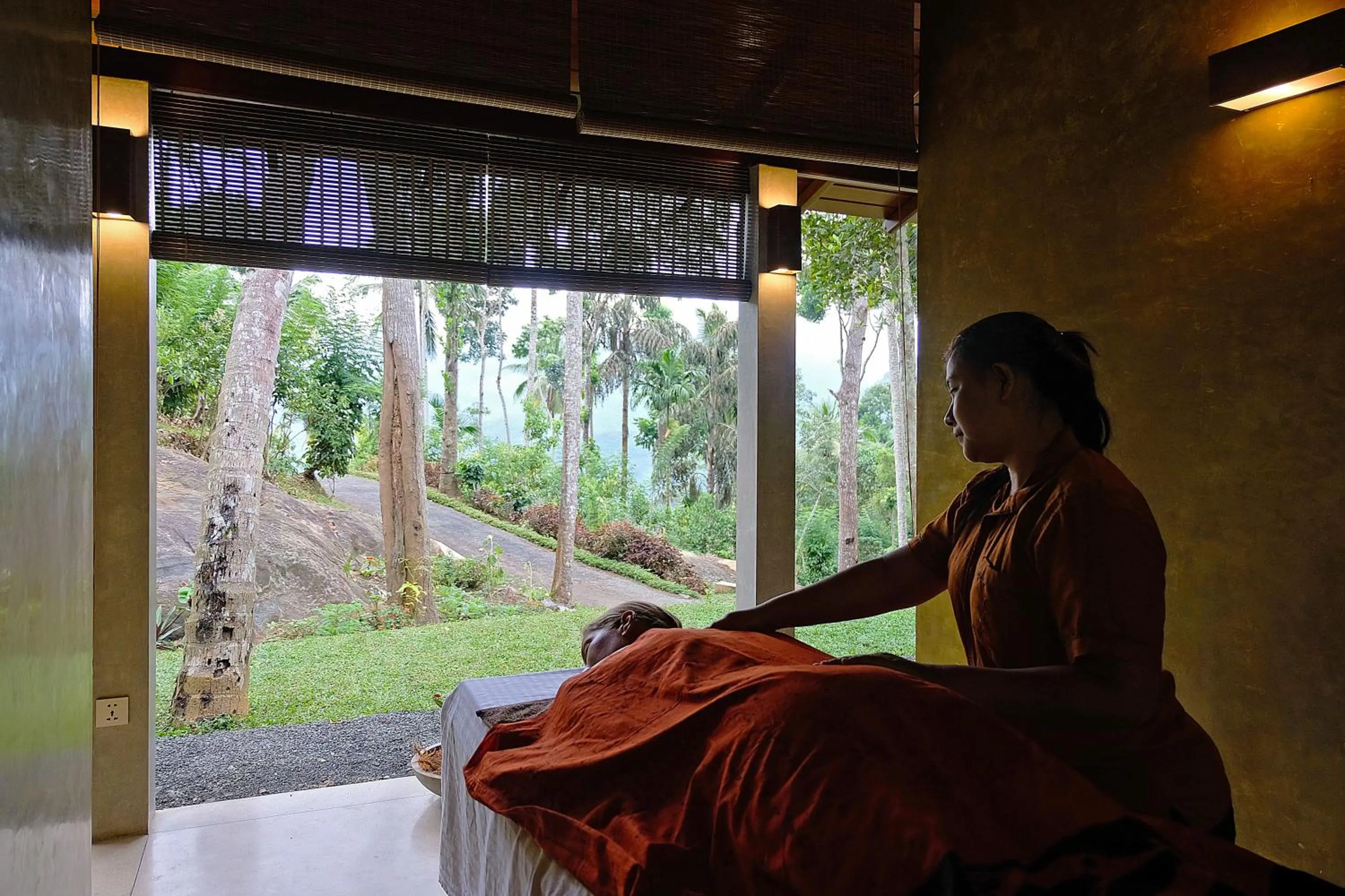 Massage in Aarunya Nature Resort - Kandy