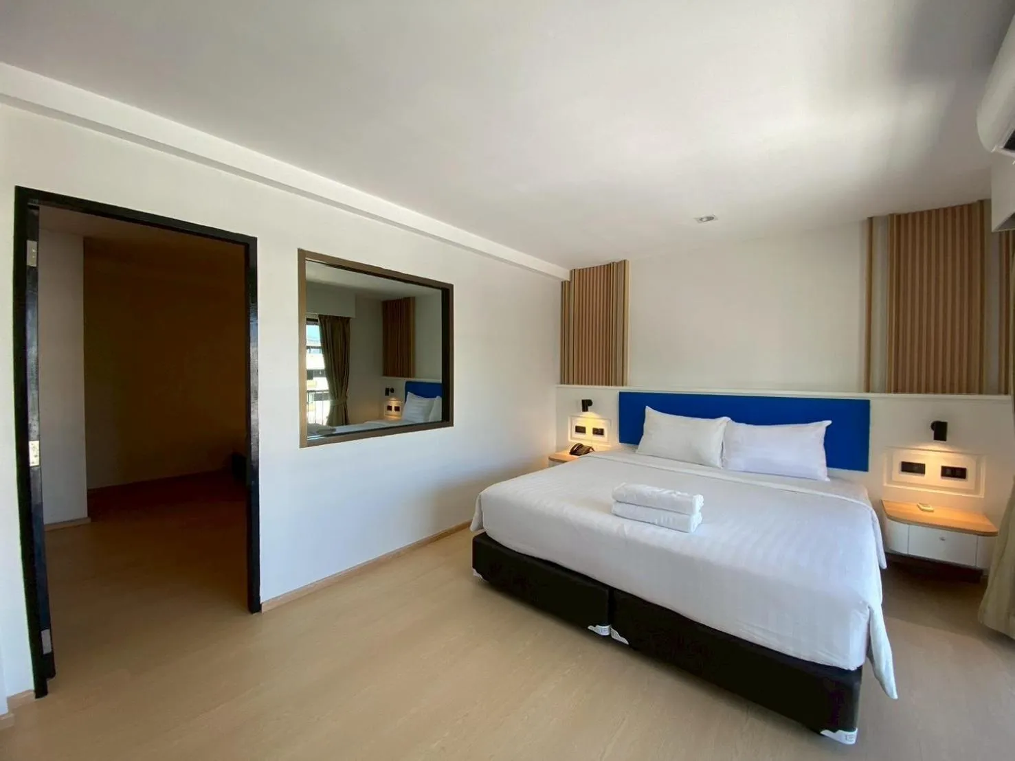 Bed in Armoni Patong Beach Hotel