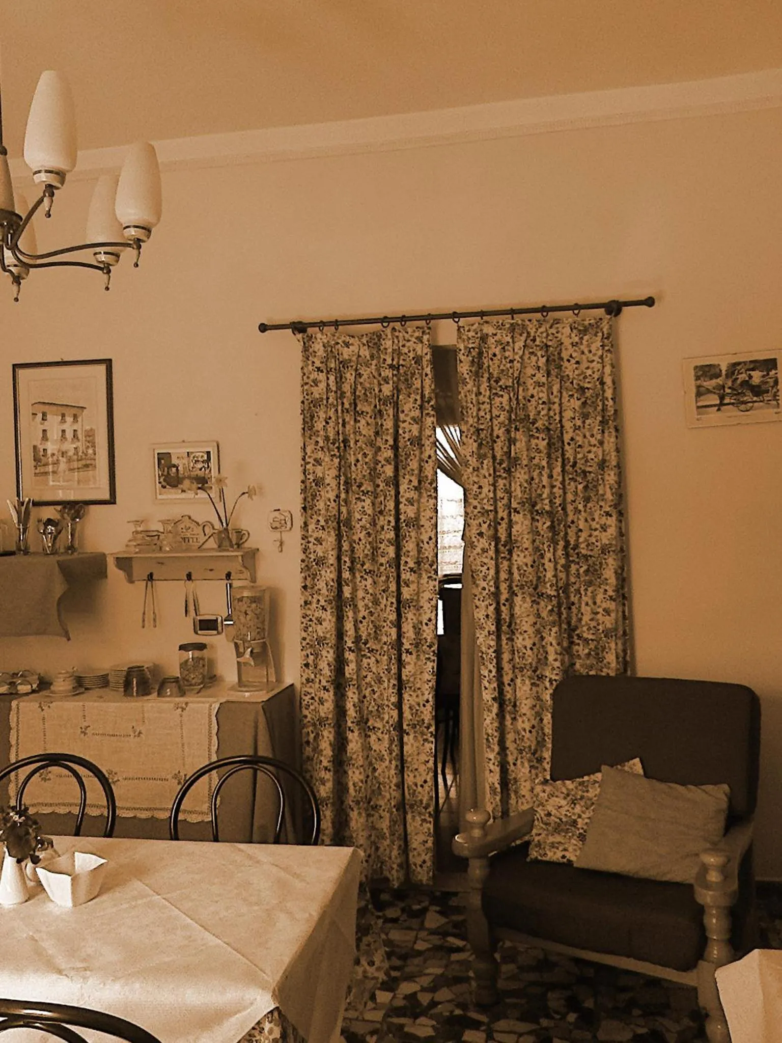 Bed in BeB Angelini dal 1911