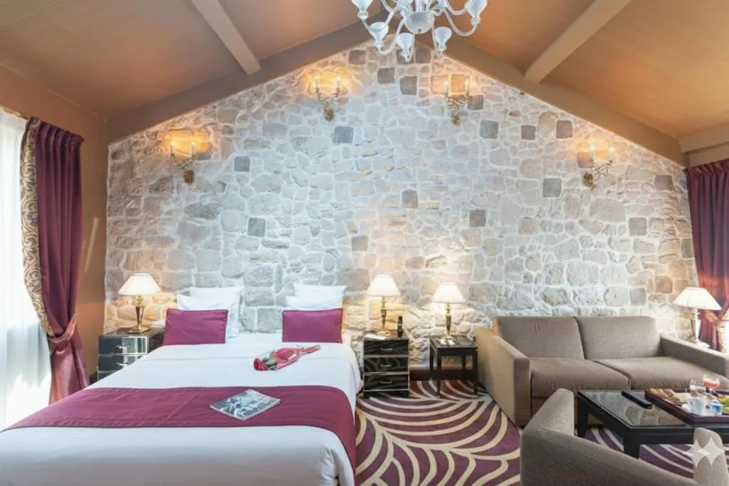 Photo of the whole room, Bed in Hotel Du Beaumont