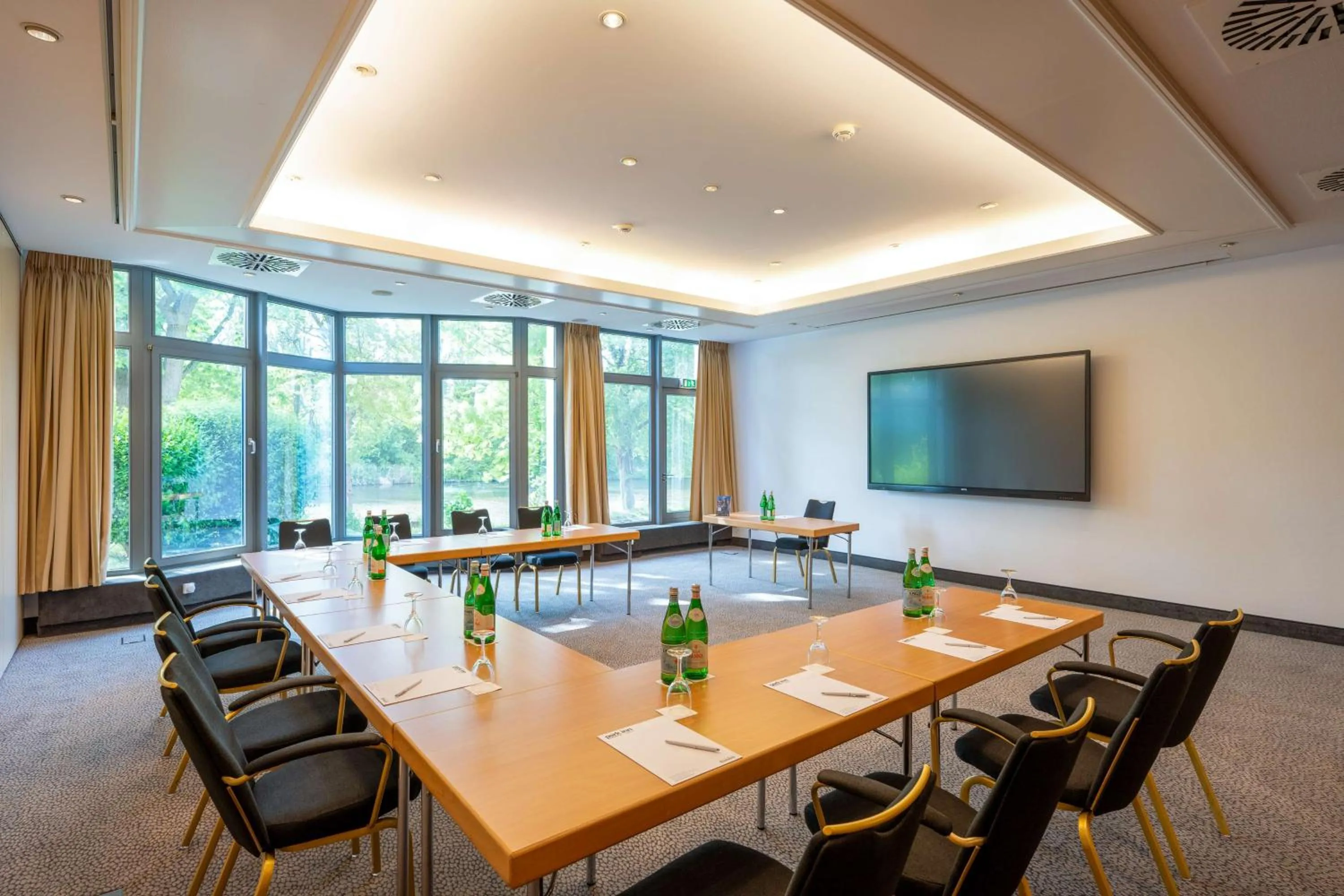 Meeting/conference room in Park Inn by Radisson Lübeck