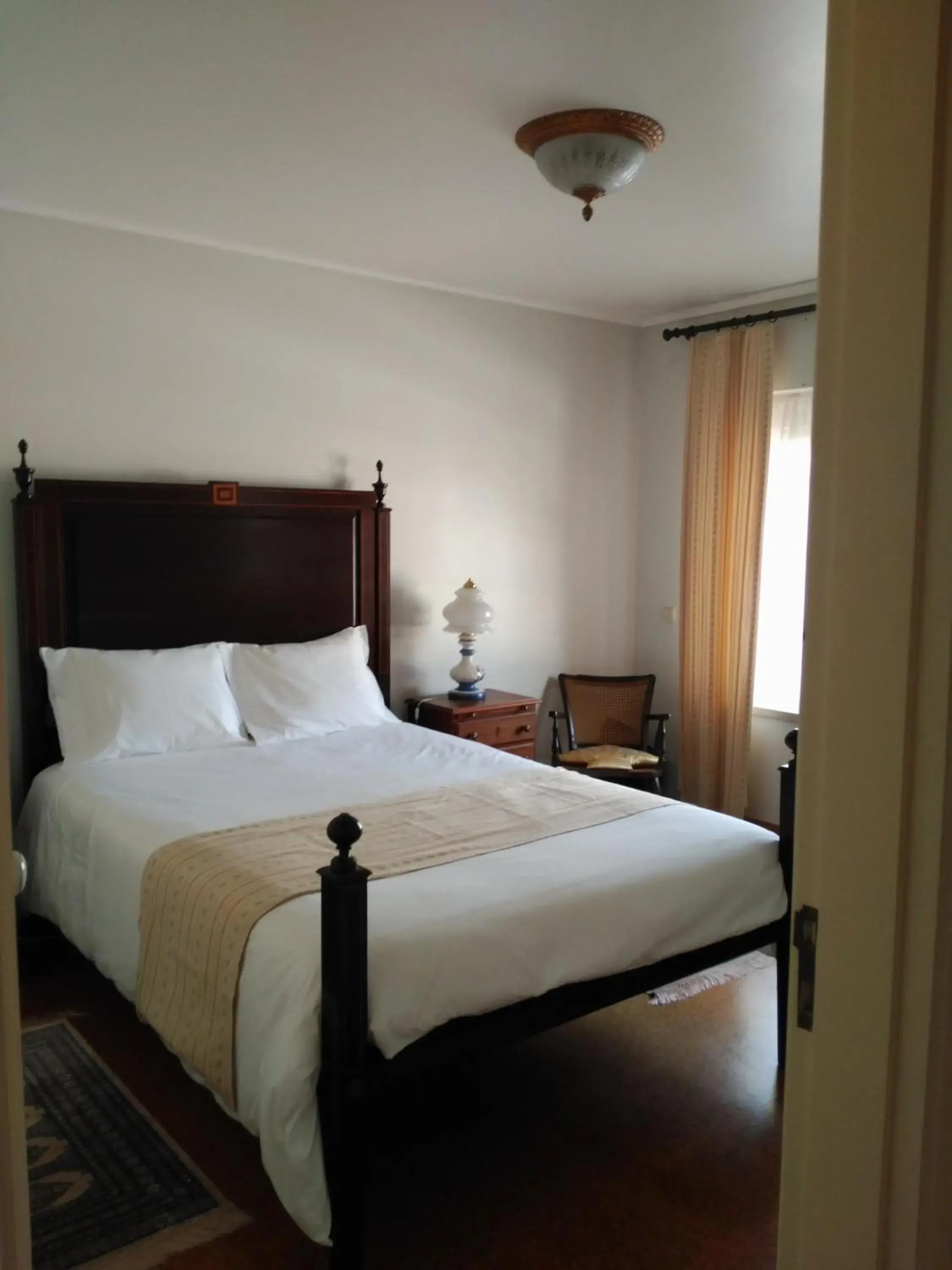 Deluxe Double Room (2 Adults + 1 Child) in Quinta Nova do Almeida Deluxe Double Room (2 Adults + 1 Child) in Quinta Nova do Almeida