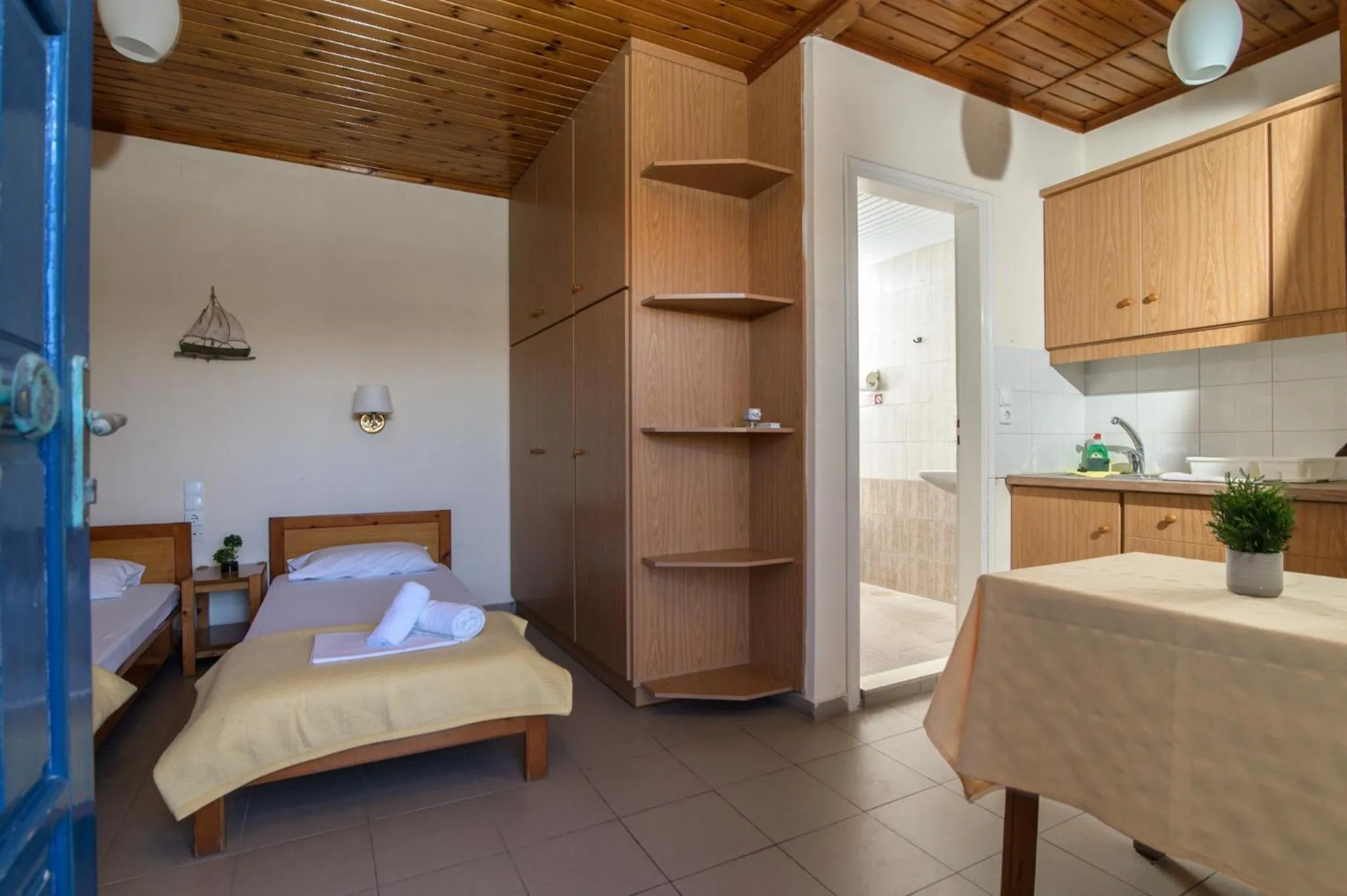 Kitchen or kitchenette in Haris Apartments